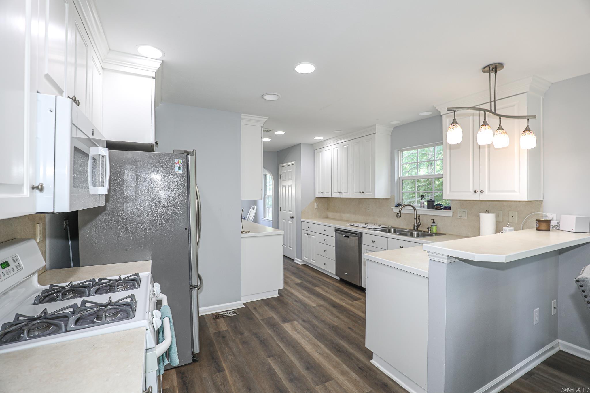 HARTFORD HILLS - Residential