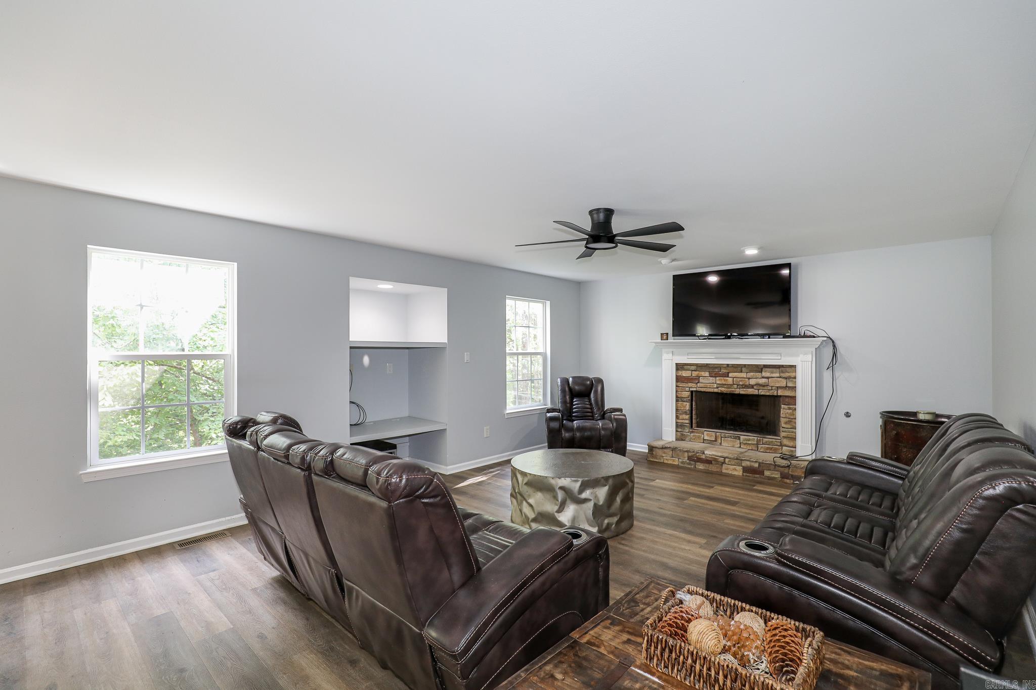 HARTFORD HILLS - Residential