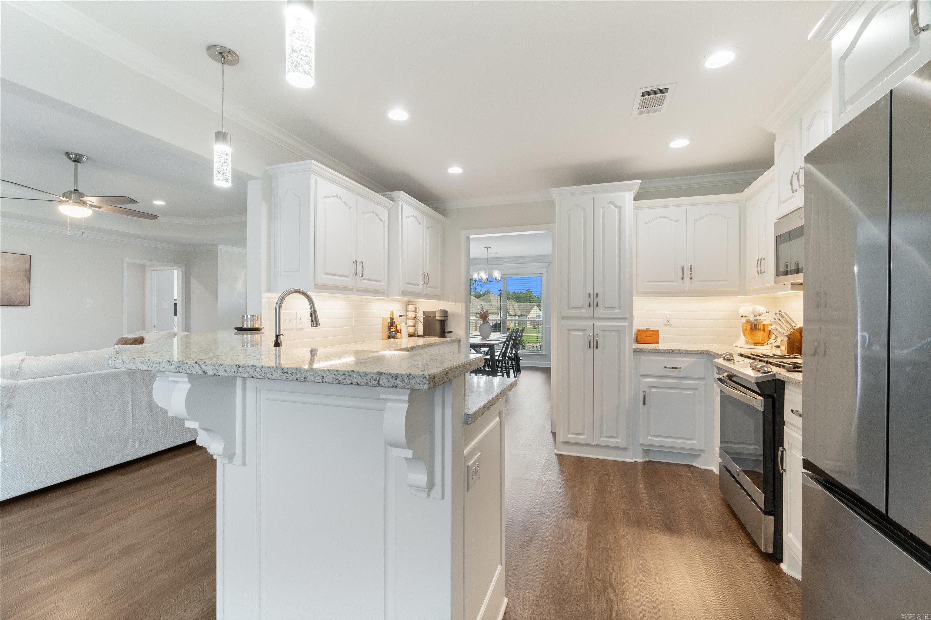 JAXON TERRACE - Residential