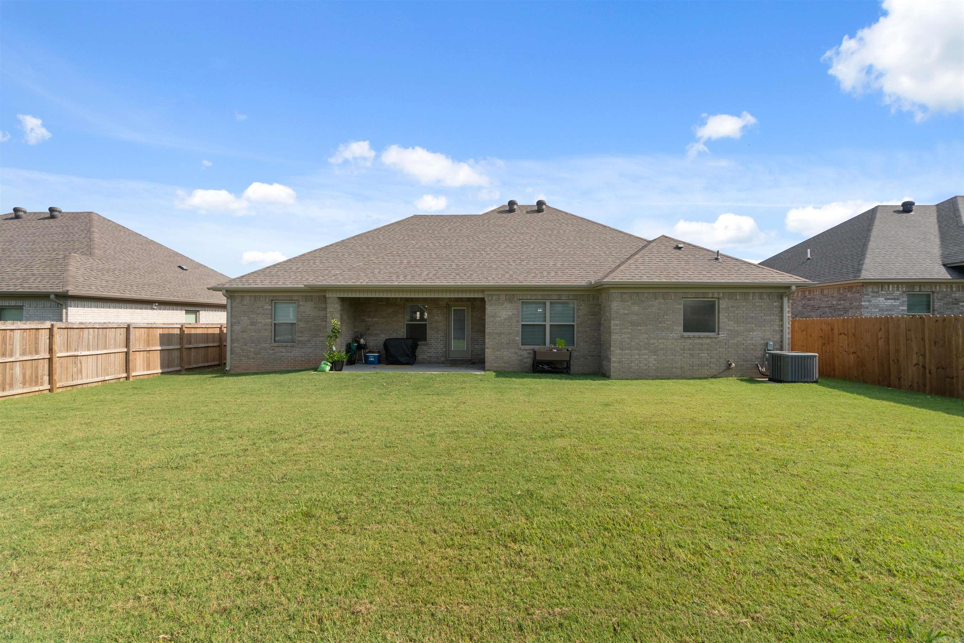 JAXON TERRACE - Residential
