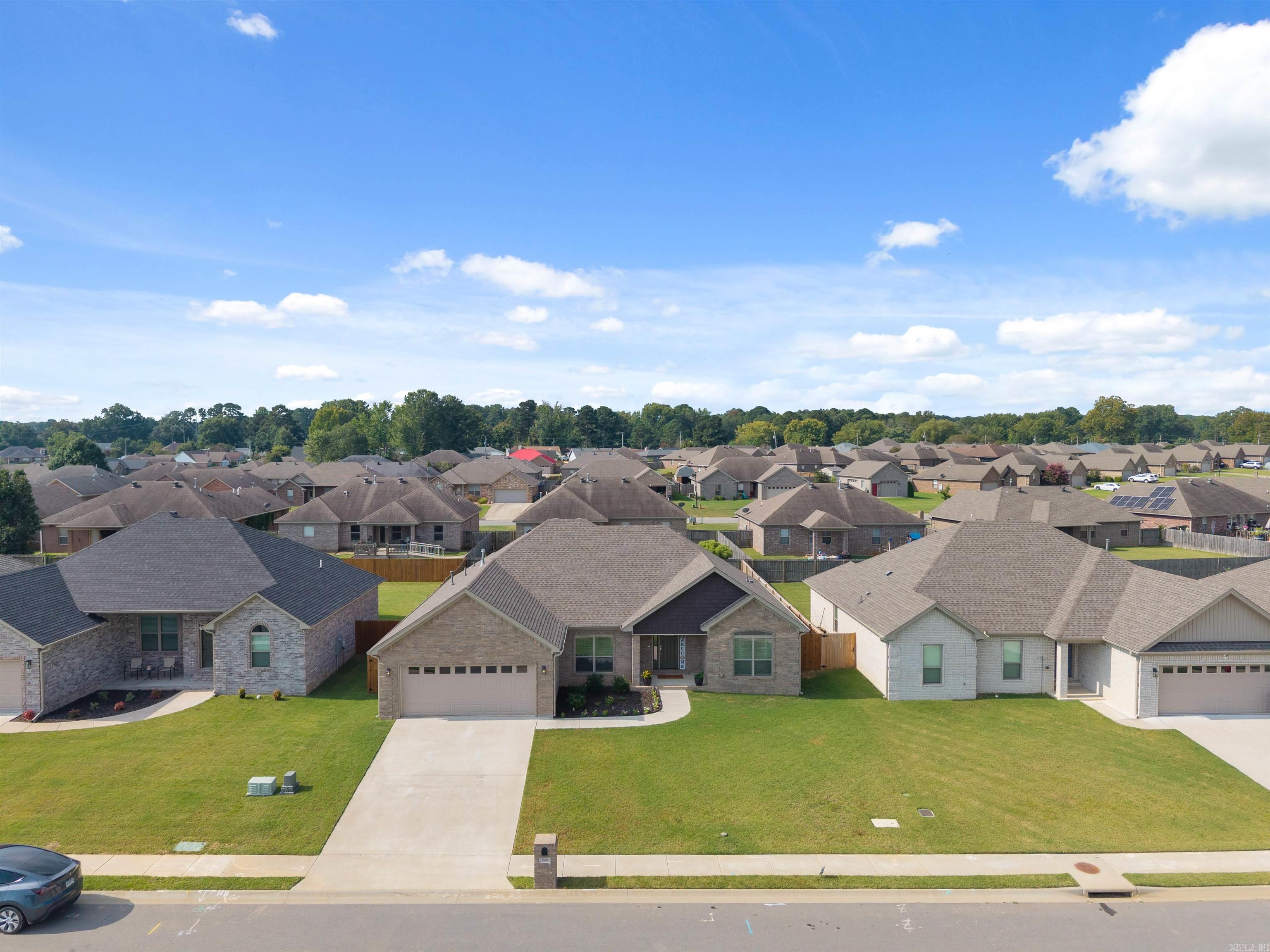 JAXON TERRACE - Residential