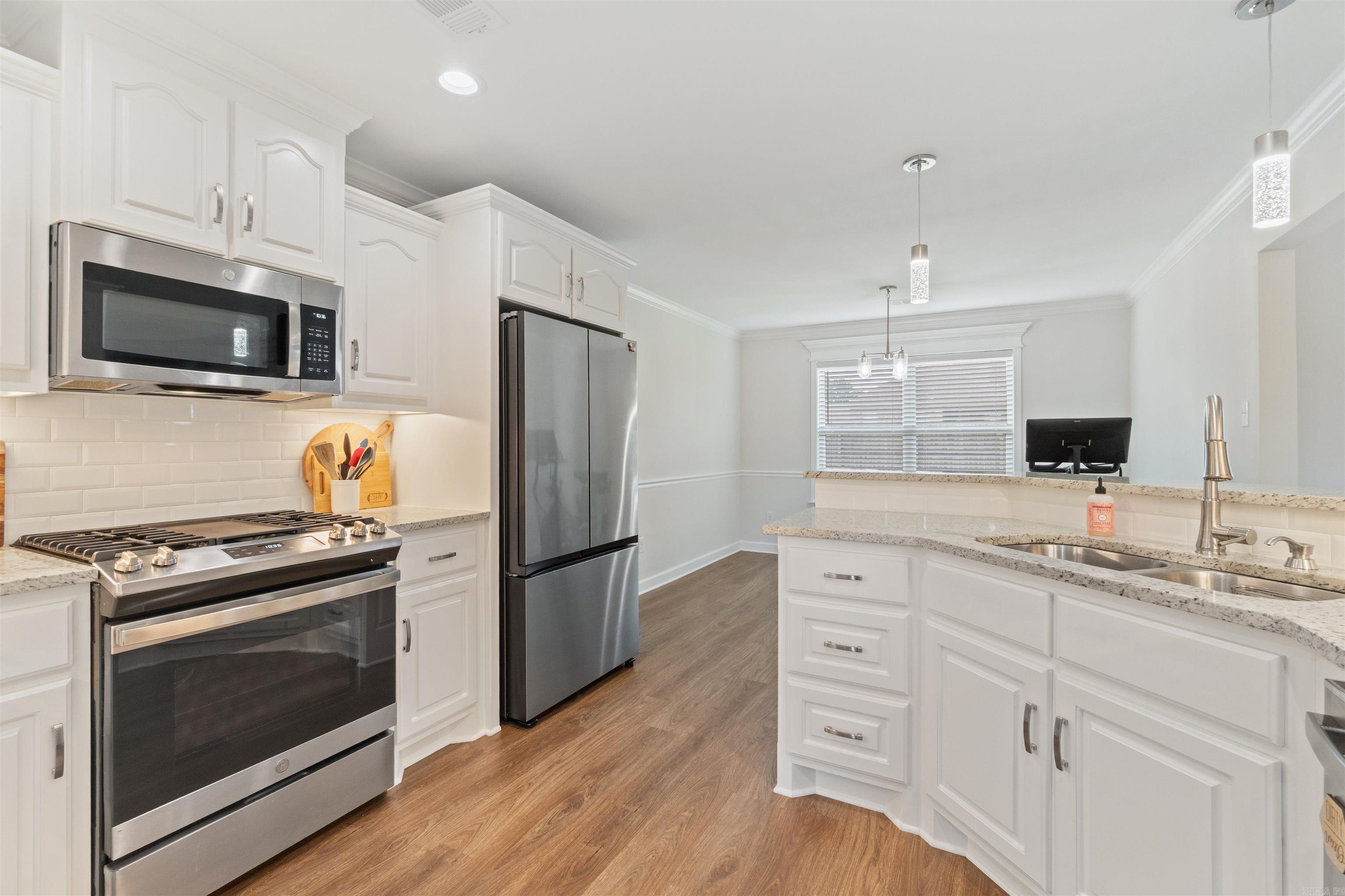 JAXON TERRACE - Residential