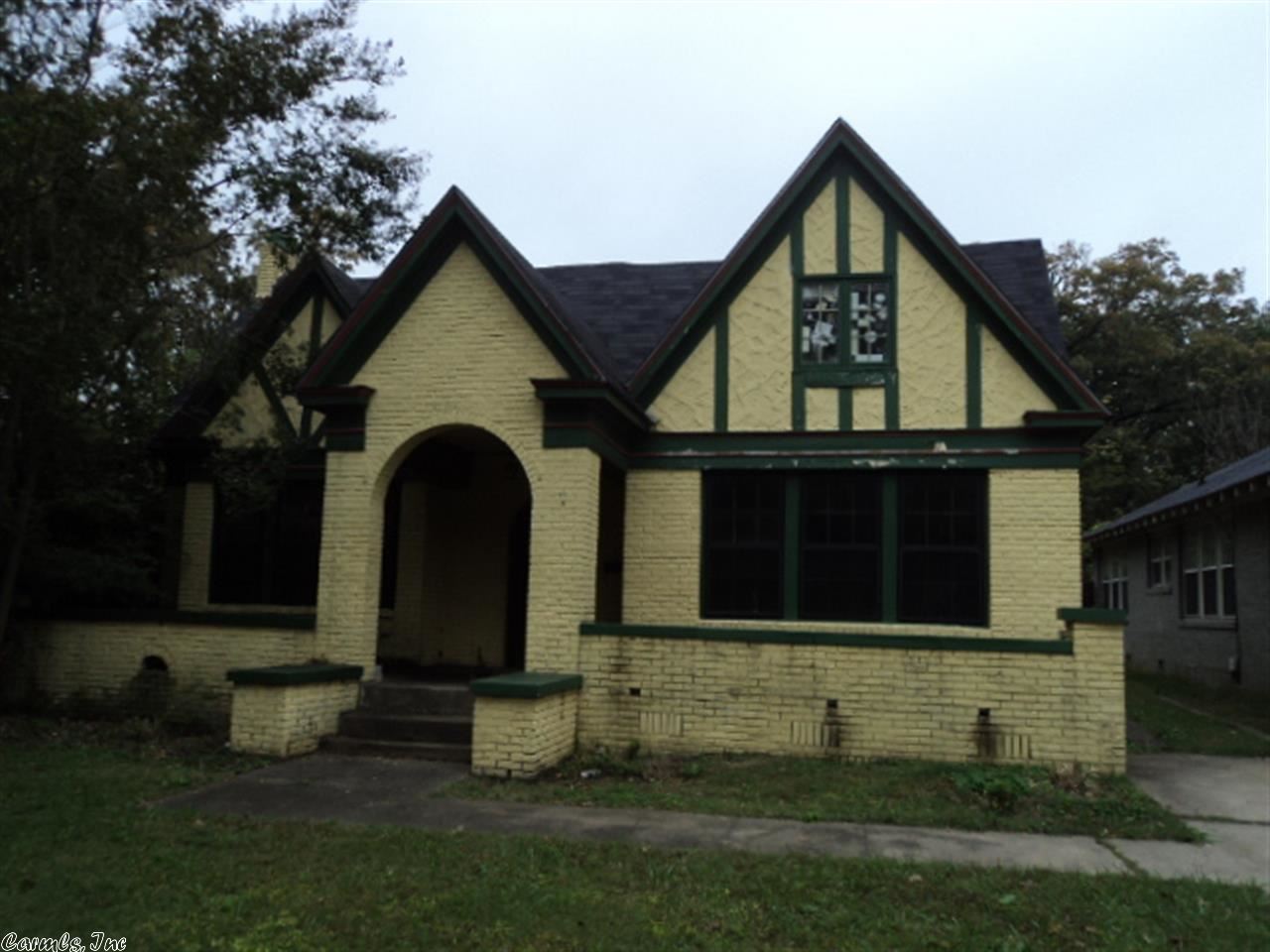 Homesteps- Freddie Mac Owned. "This Property is eligible under the Freddie Mac First Look Initiative though 02/23/14". House needs repair to pass financing guidelines. The sale of this property is As Is- Where Is. Buyer is encouraged to get an inspection. Pre Qual/Proof of funds required. Allow 3 days for response.