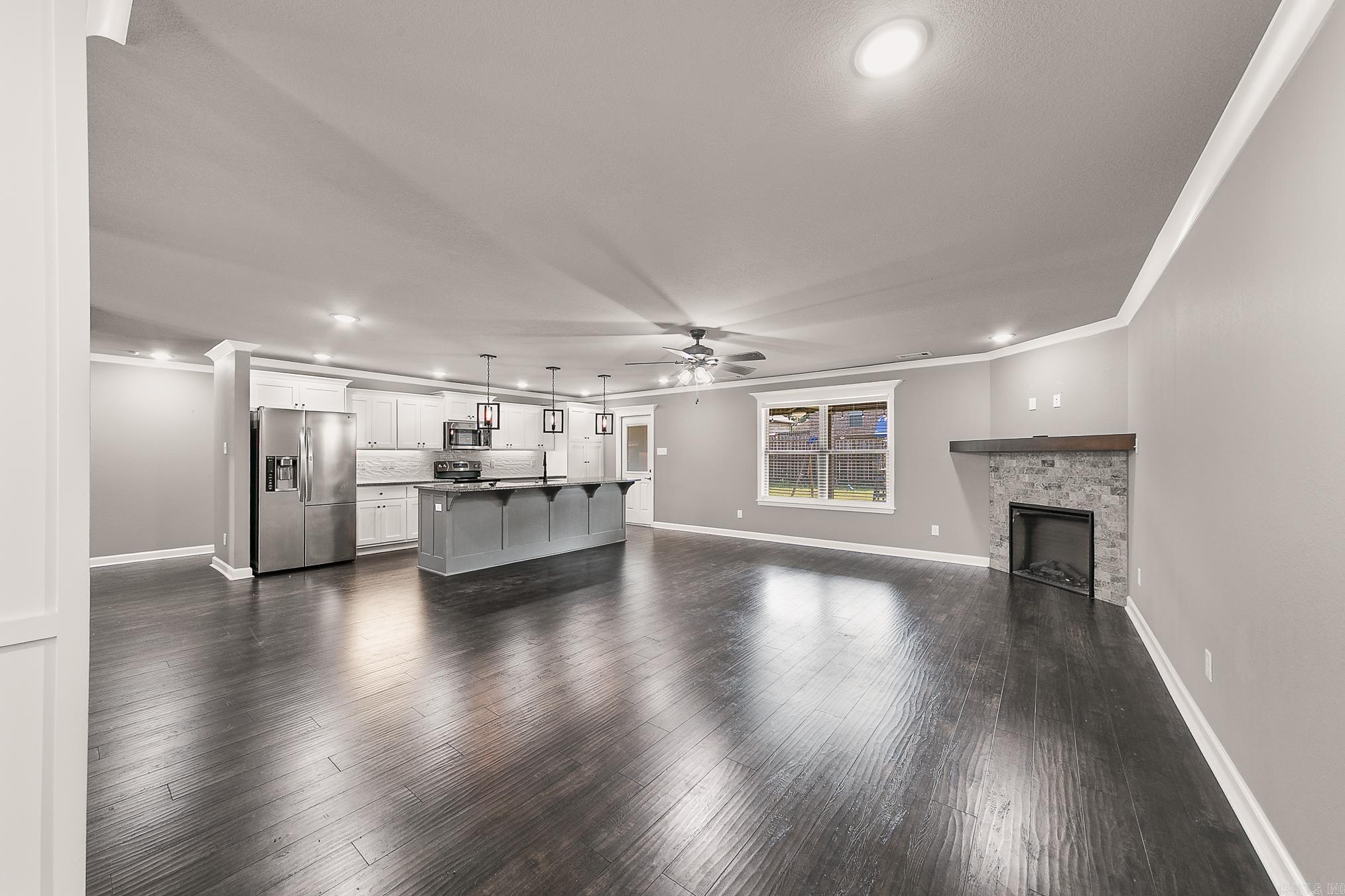 HERITAGE MEADOWS - Residential Lease