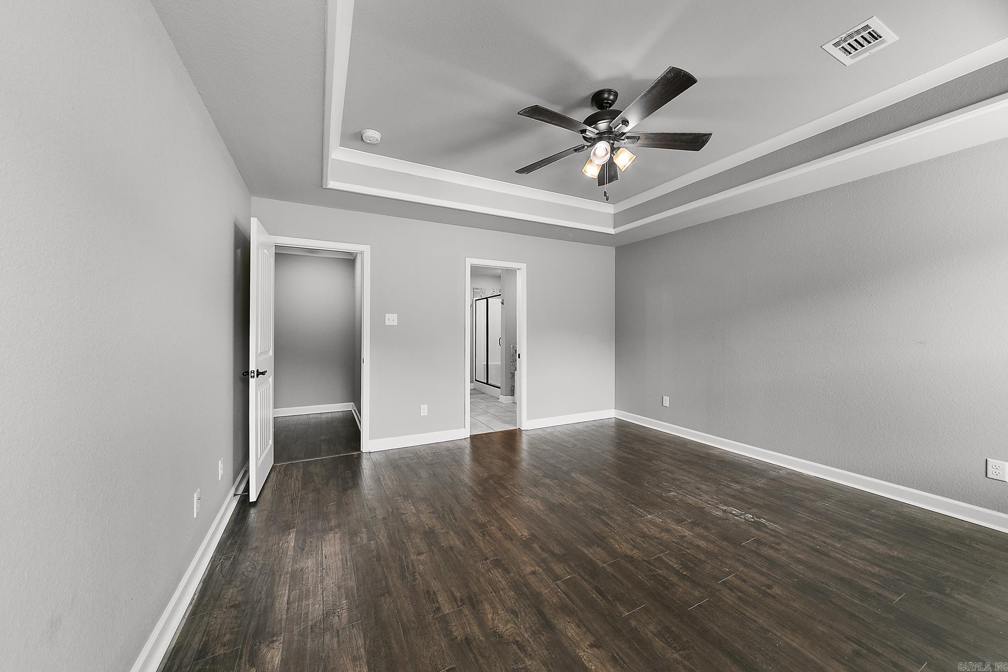 HERITAGE MEADOWS - Residential Lease