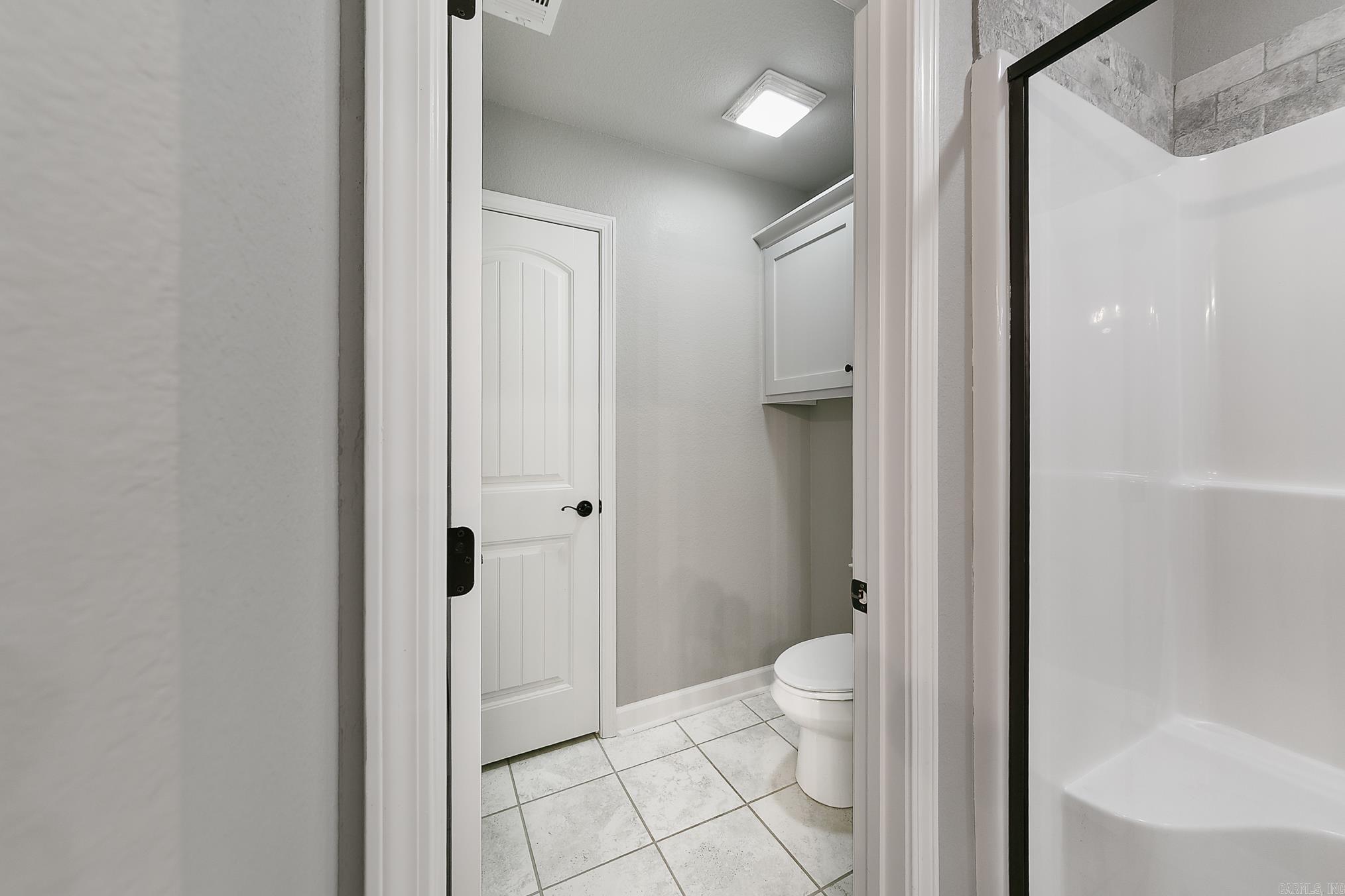 HERITAGE MEADOWS - Residential Lease