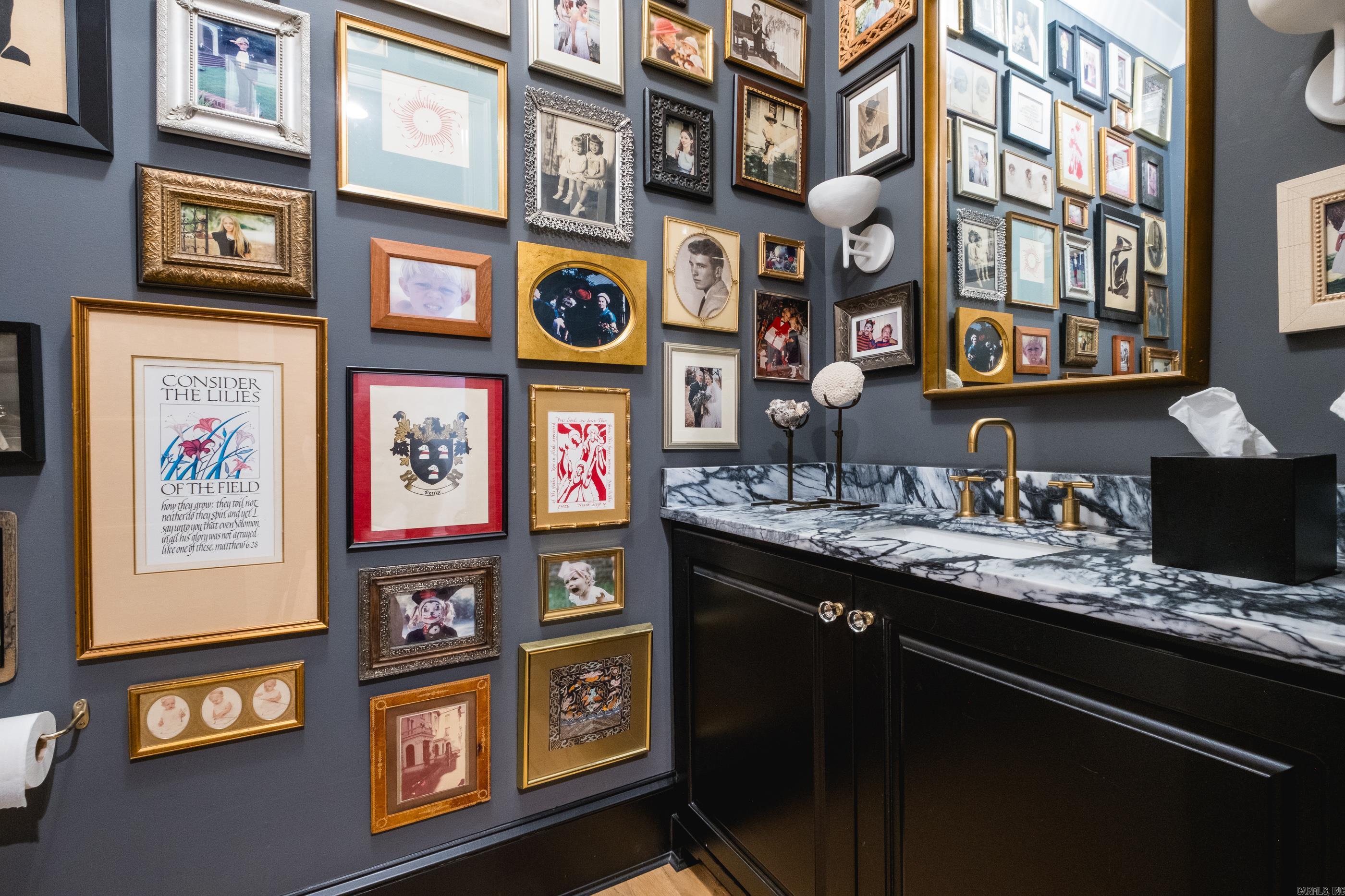 CHENAL VALLEY "FALSTONE COURT" - Residential