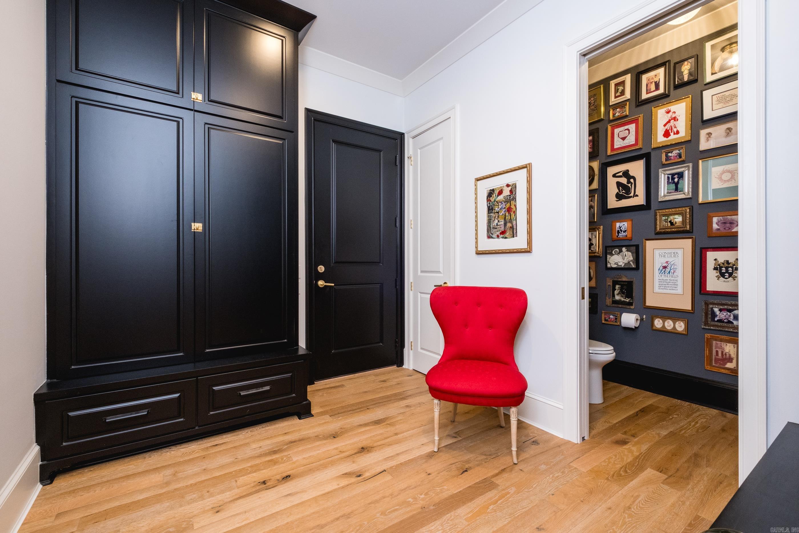 CHENAL VALLEY "FALSTONE COURT" - Residential