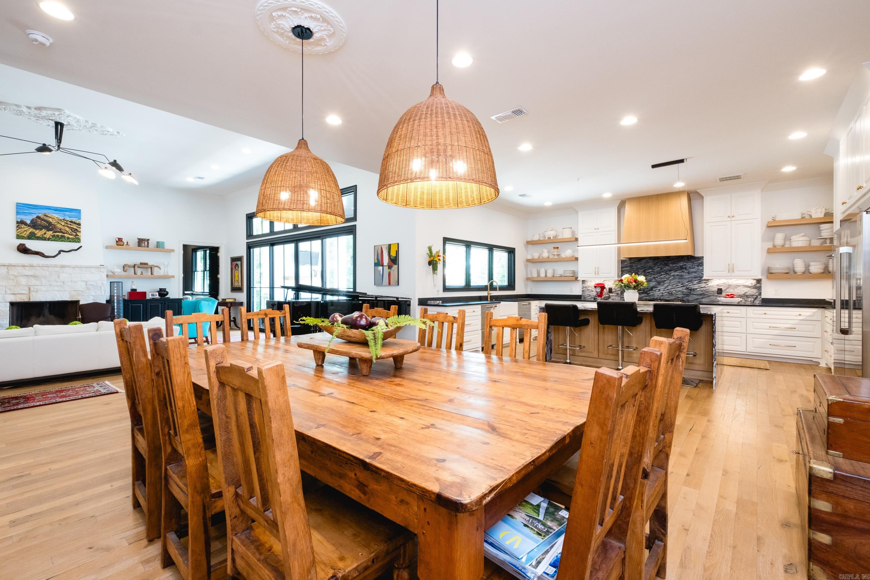 CHENAL VALLEY "FALSTONE COURT" - Residential