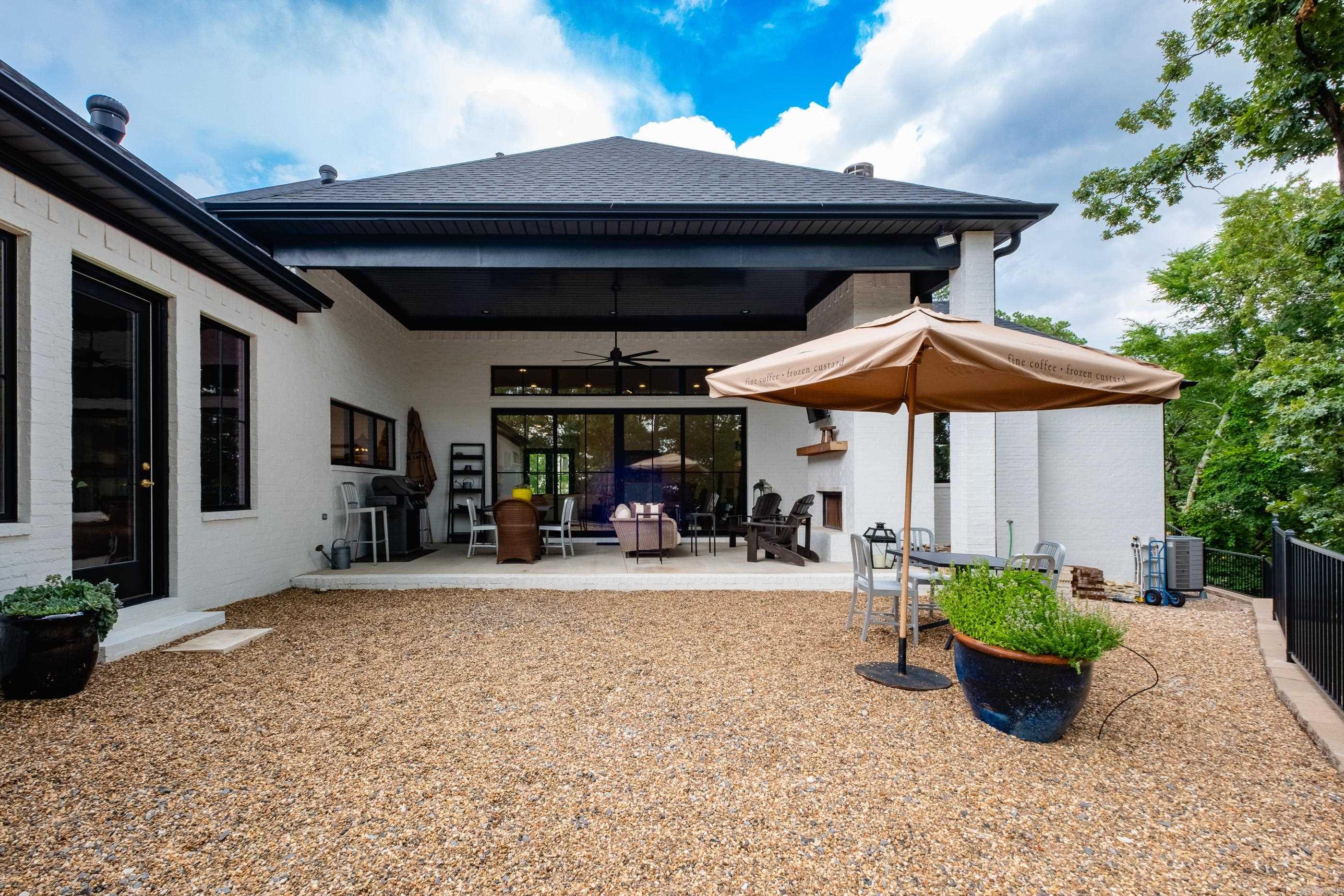 CHENAL VALLEY "FALSTONE COURT" - Residential