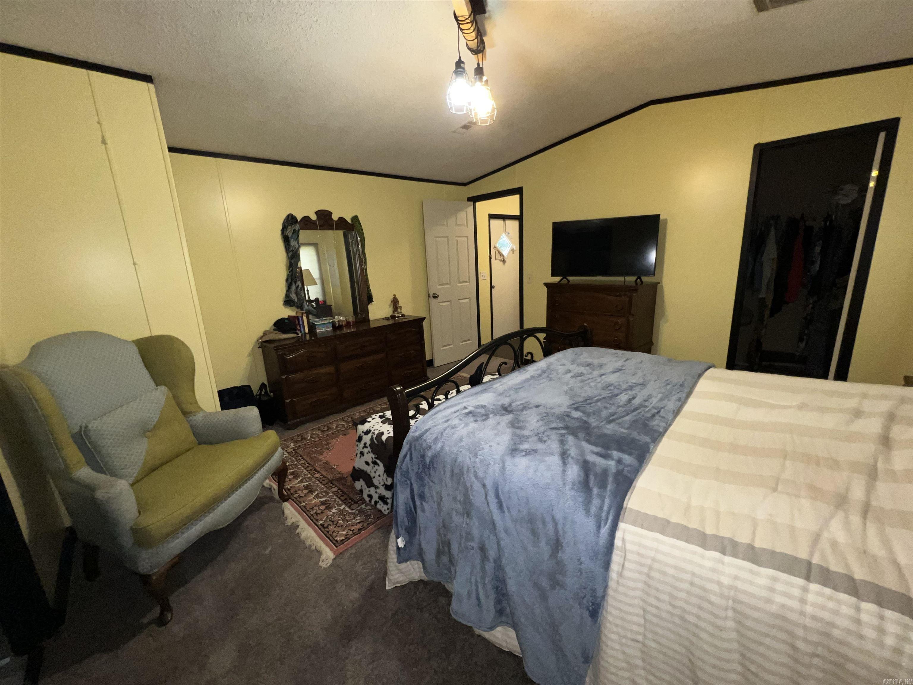 LAKEWOOD - Residential