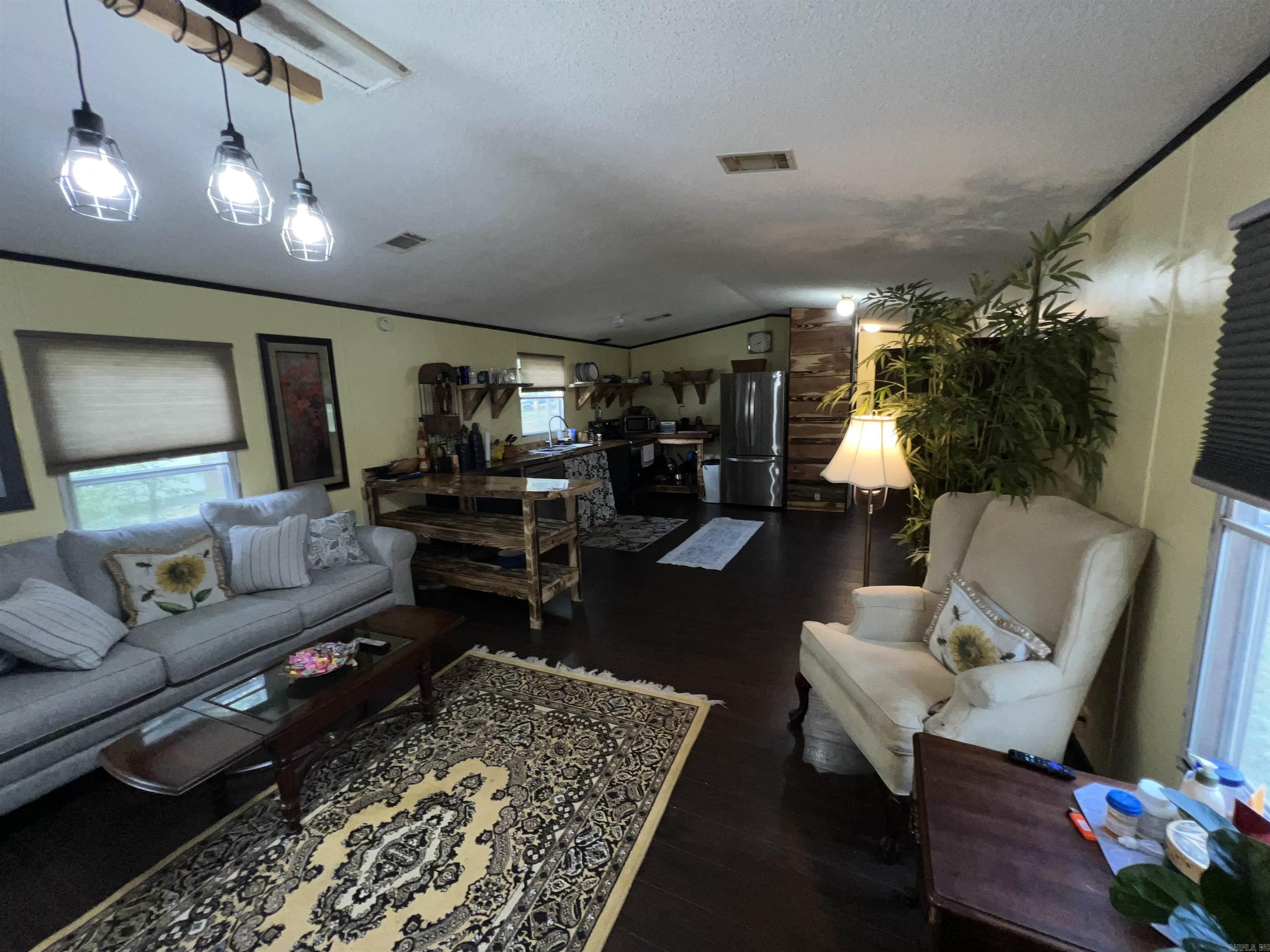 LAKEWOOD - Residential