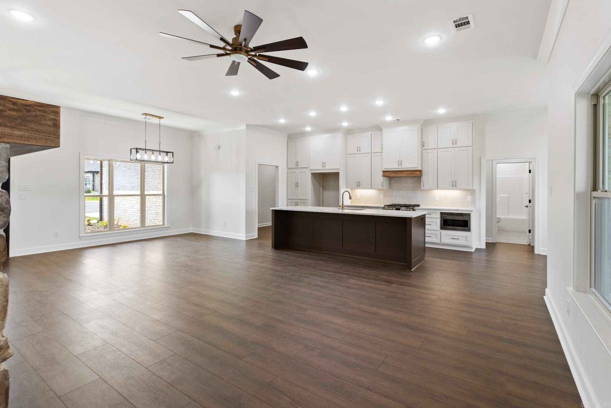 WINDRIDGE ESTATES PHASE 1 - Residential