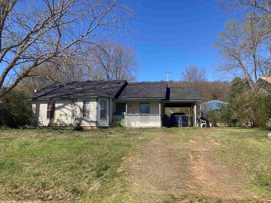 Cute home in east Conway with New Roof and New HVAC. Water heater 3 years old. Nice covered back porch with fenced yard.