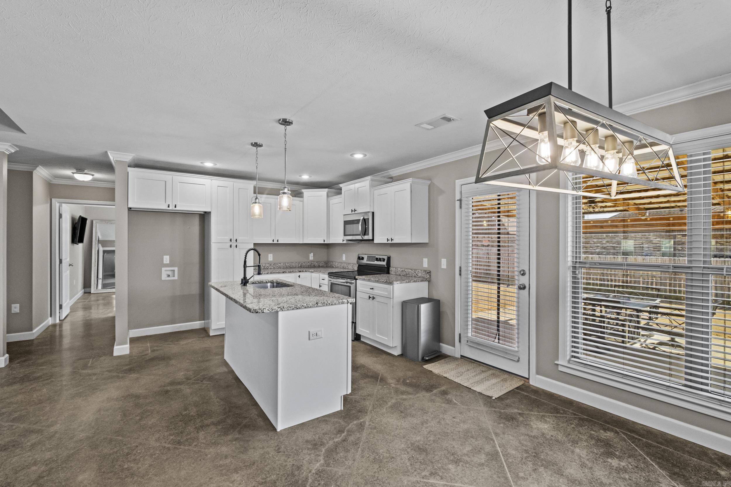 Makenna Cove - Residential