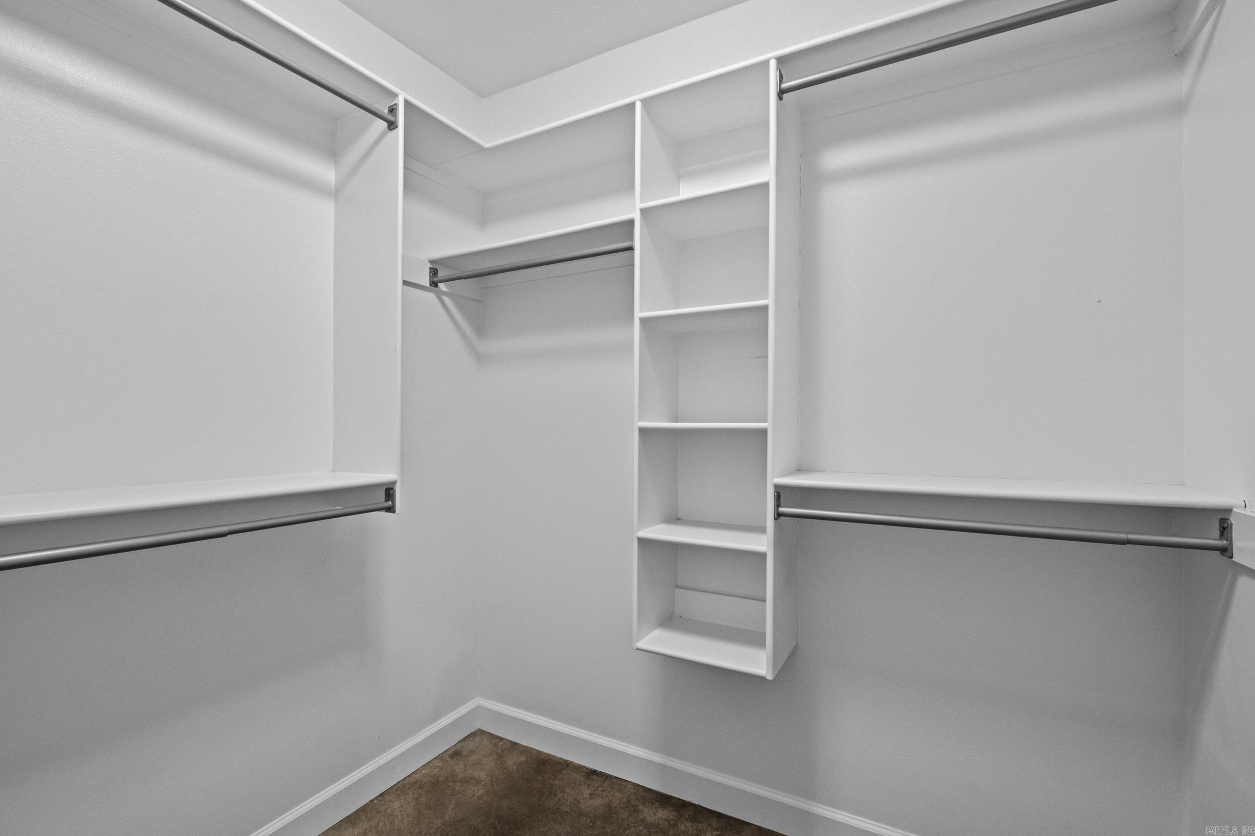 Makenna Cove - Residential