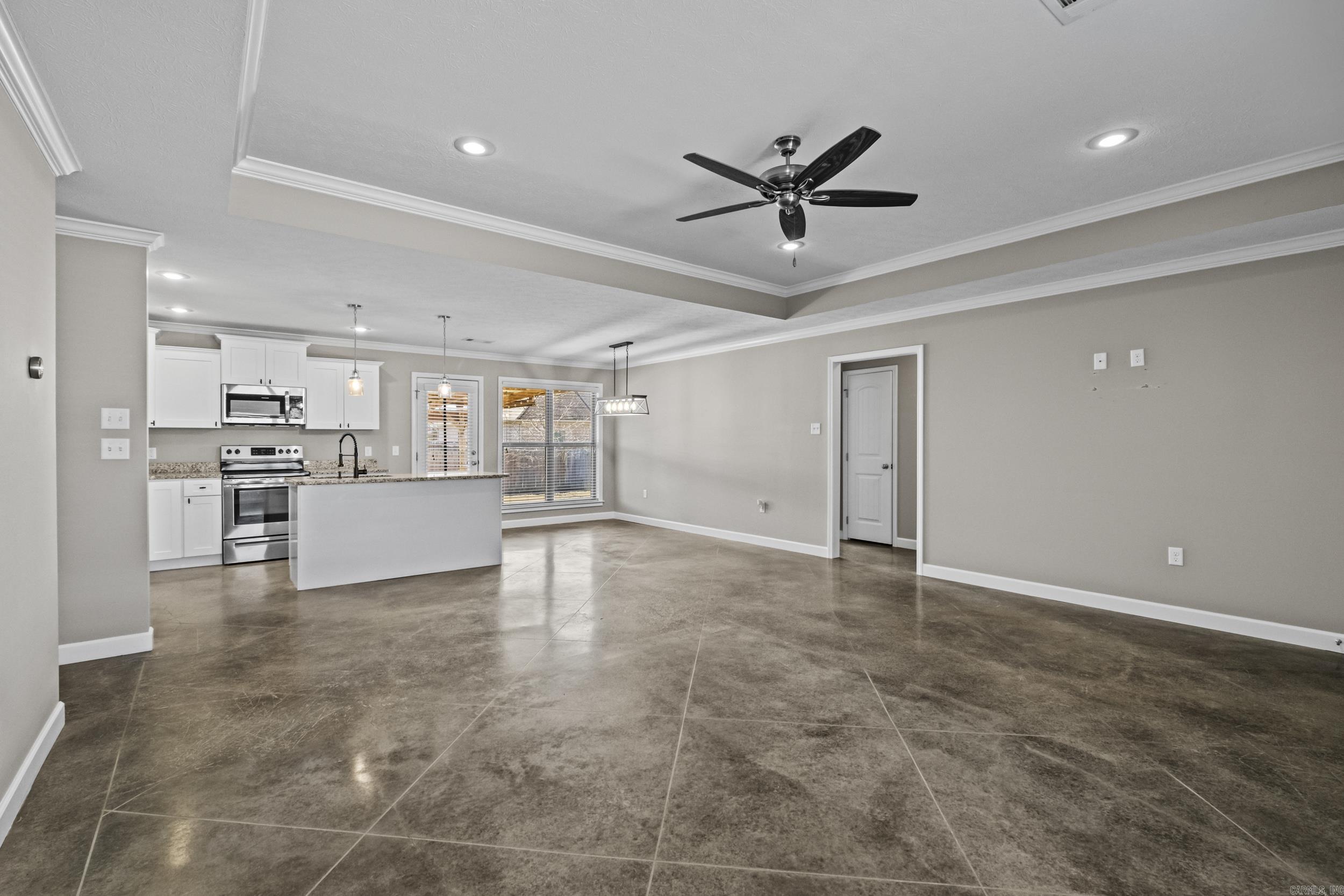 Makenna Cove - Residential