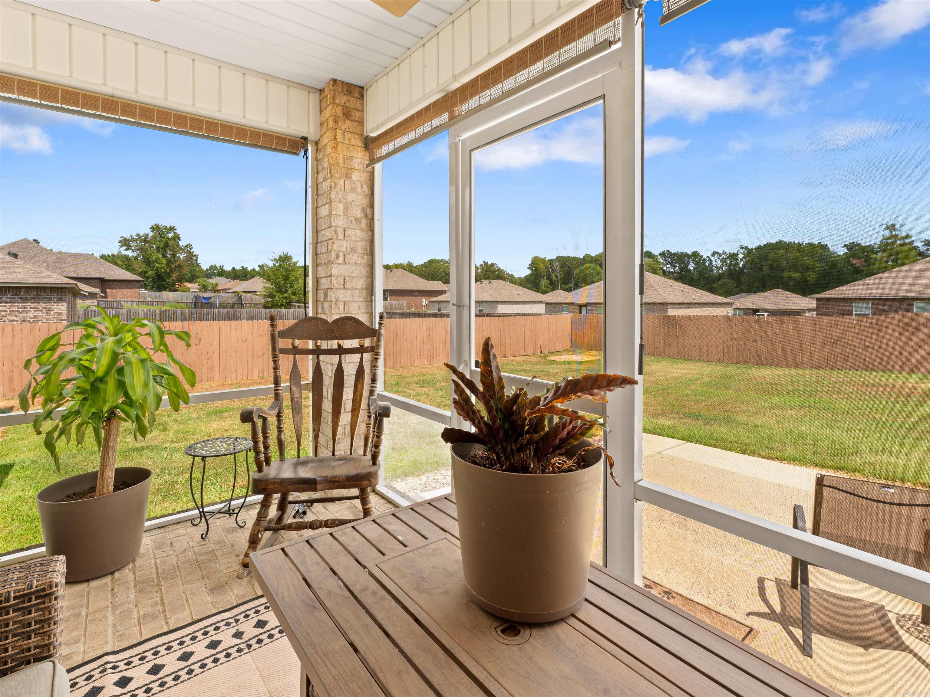 CEDAR CREEK - Residential