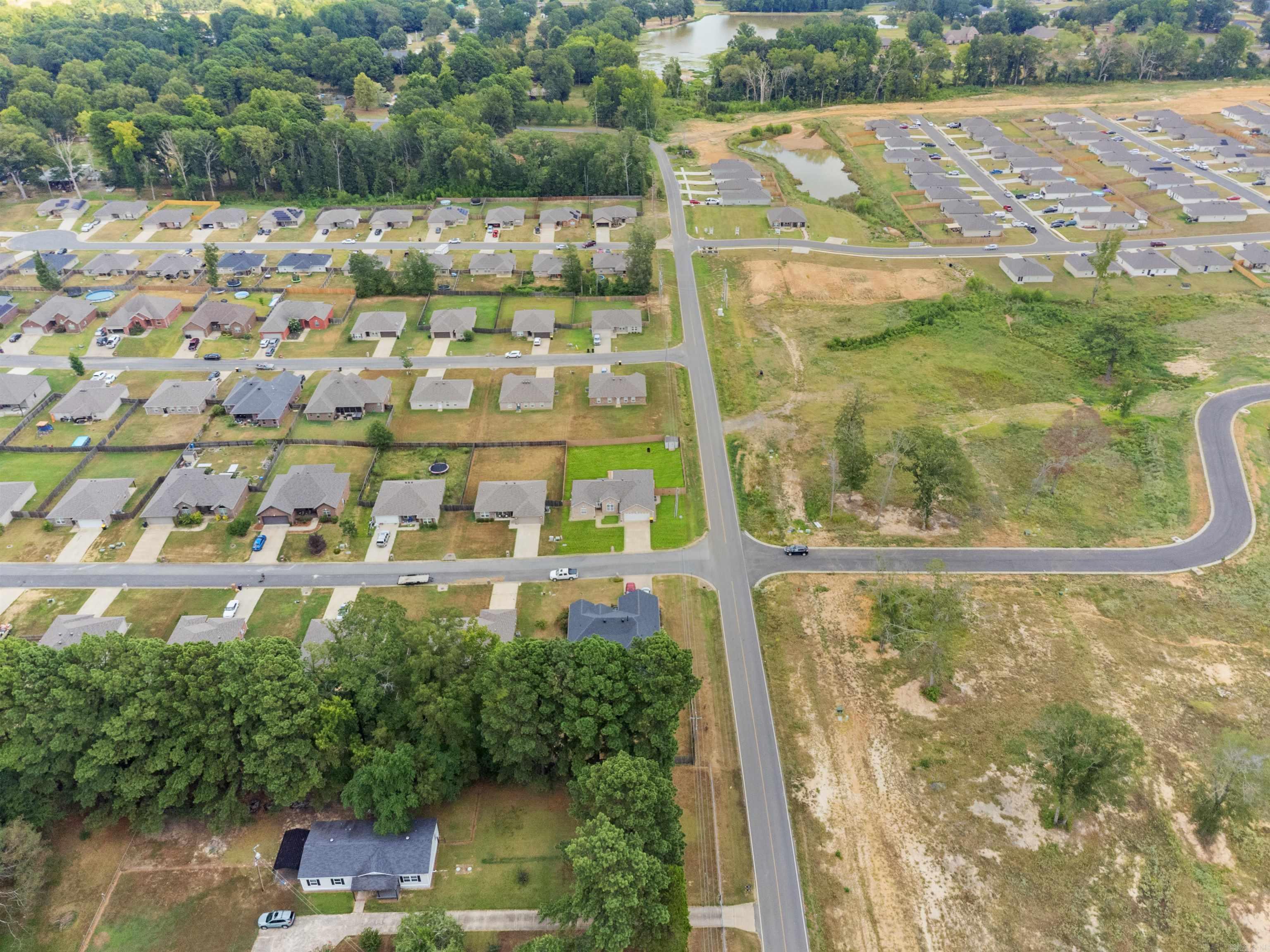 CEDAR CREEK - Residential