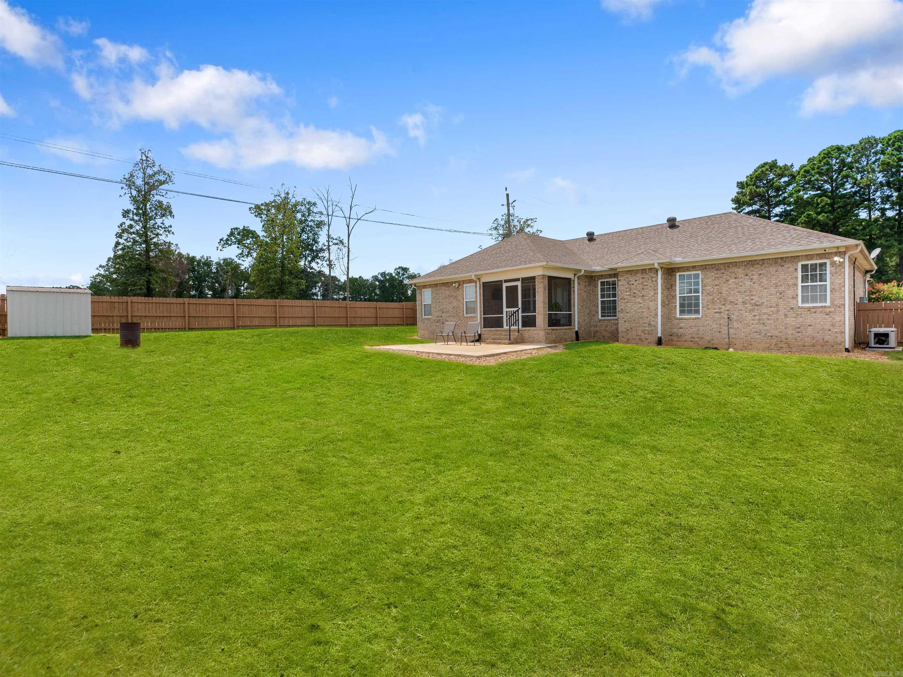 CEDAR CREEK - Residential