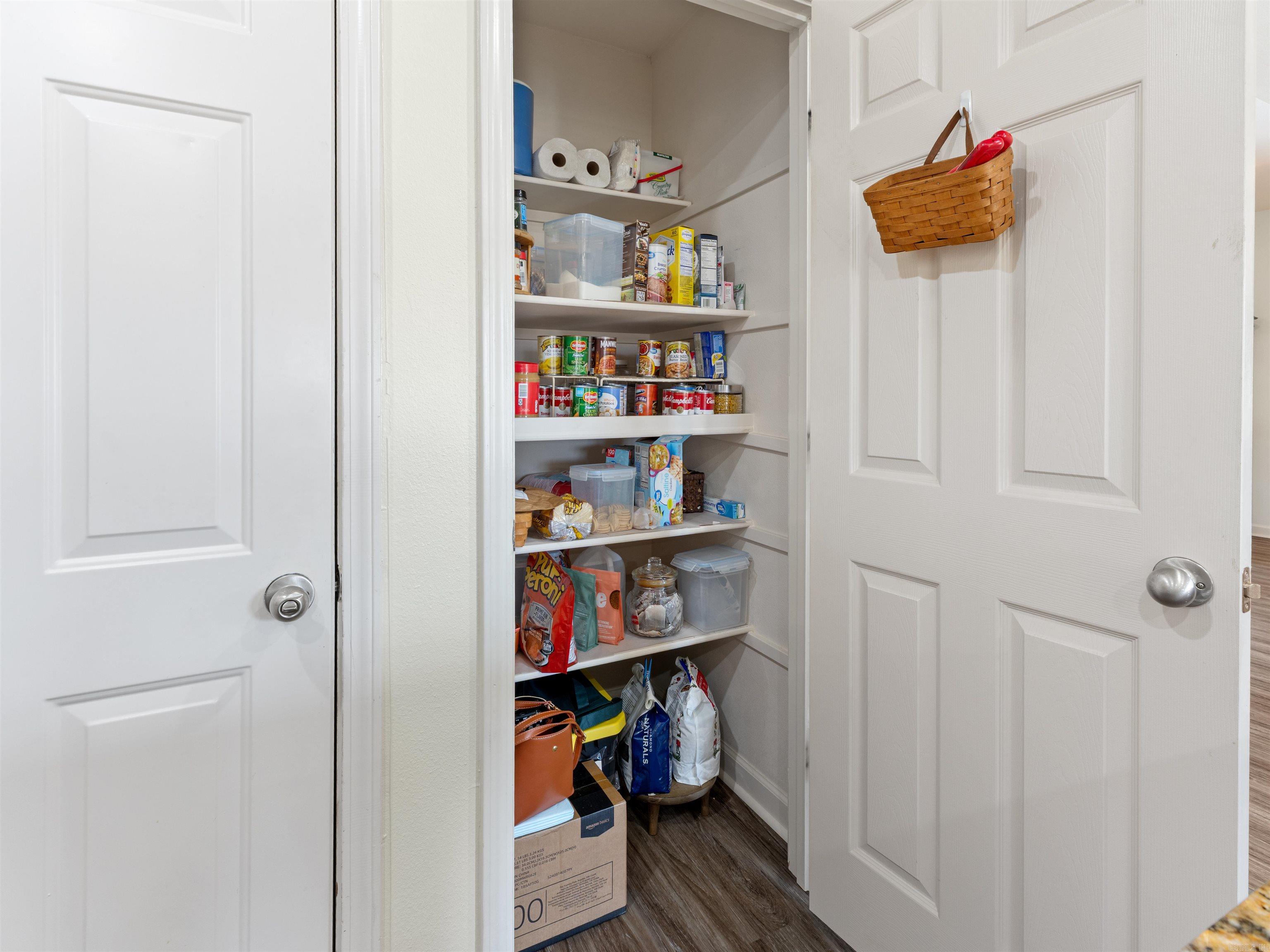 CEDAR CREEK - Residential