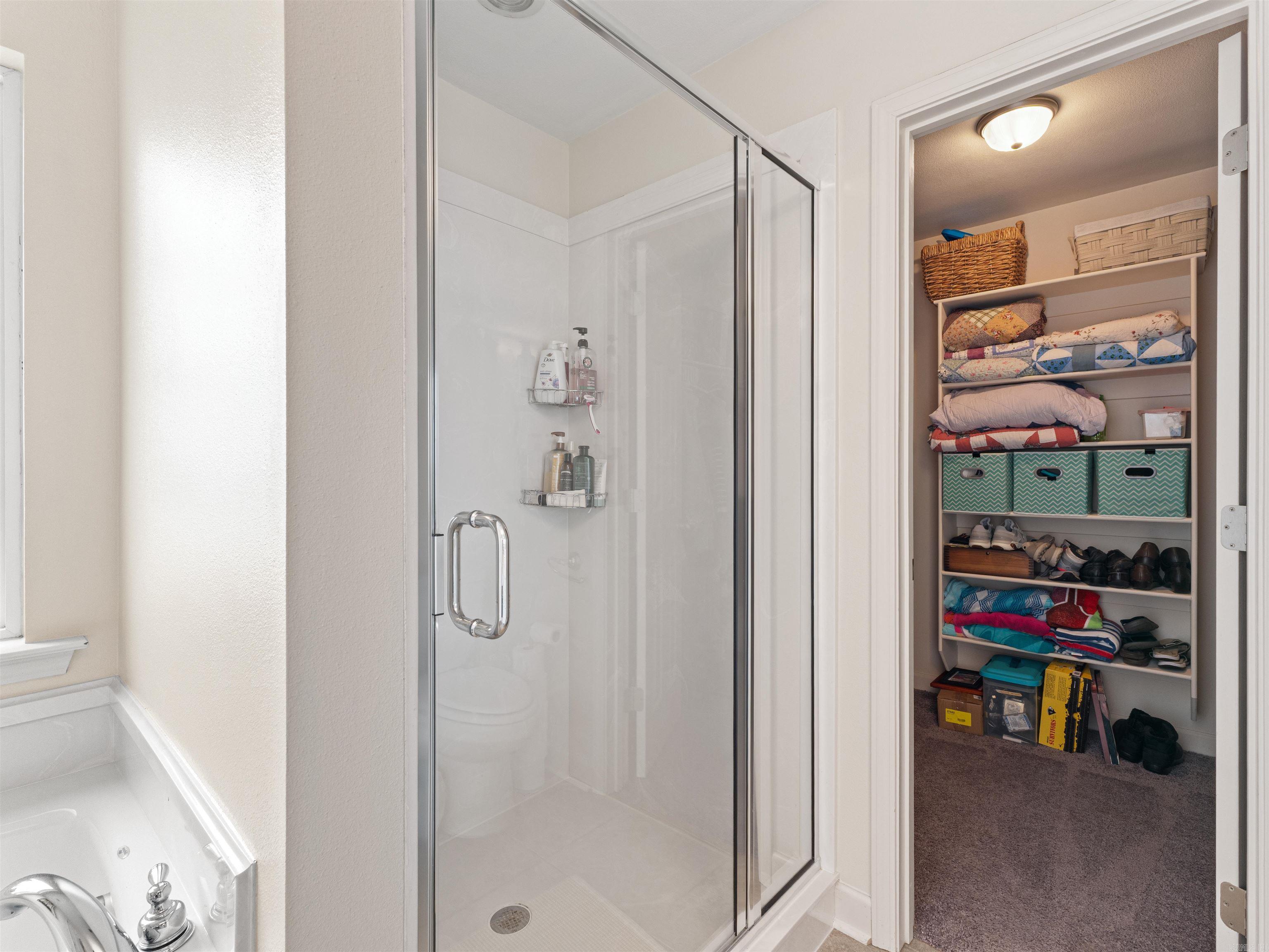 CEDAR CREEK - Residential