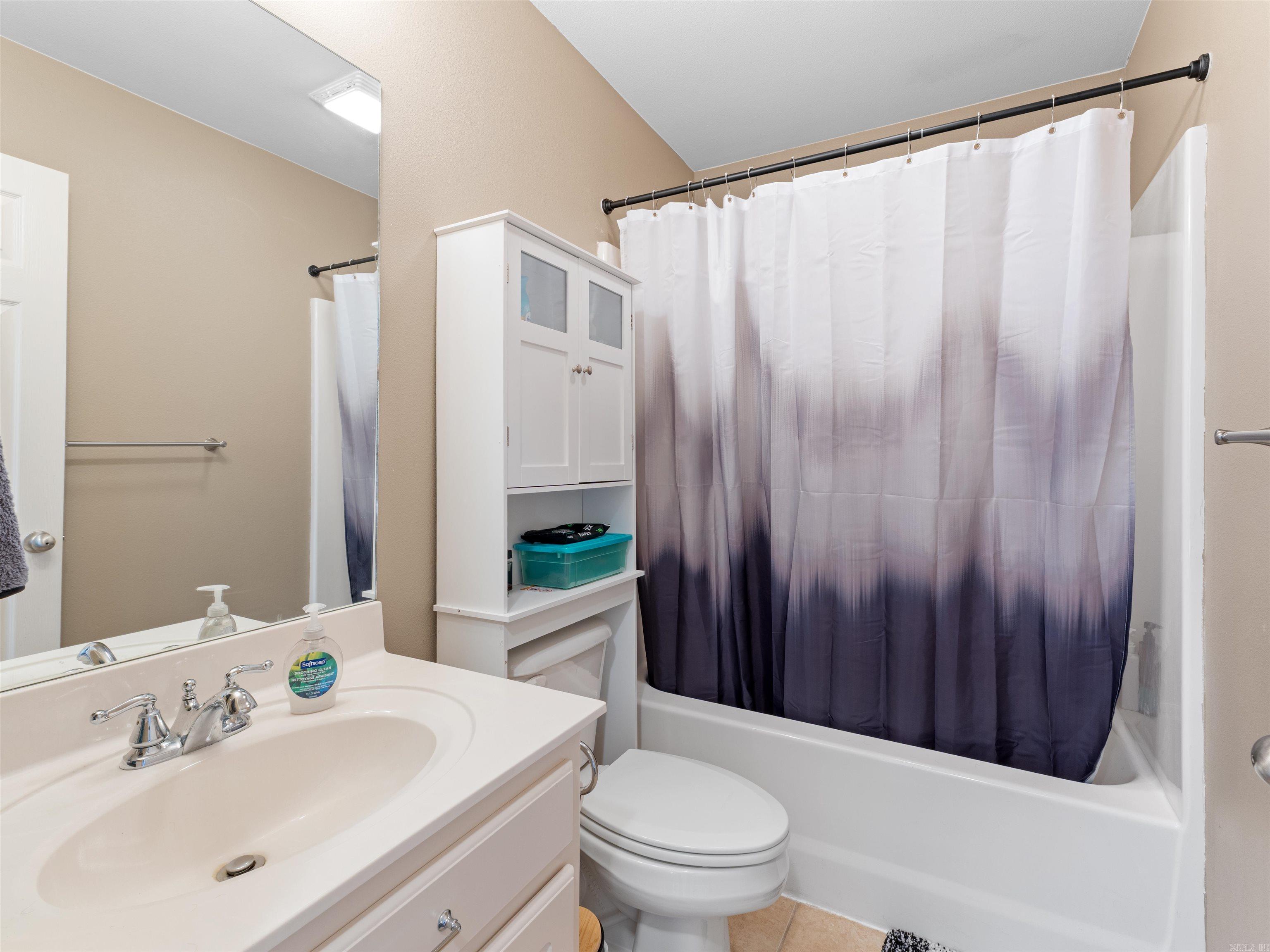 CEDAR CREEK - Residential