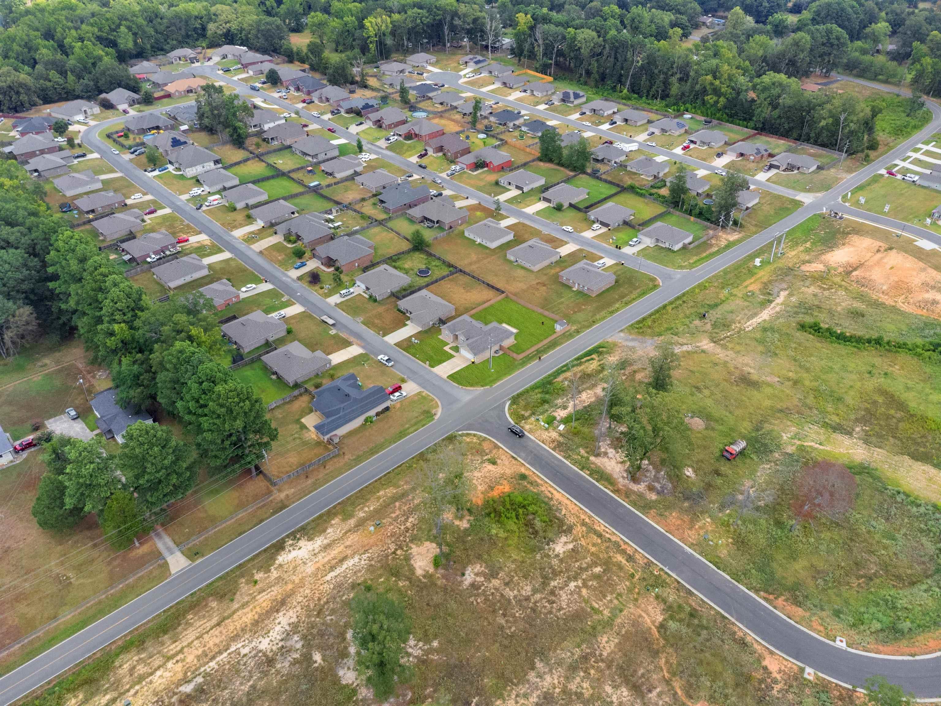 CEDAR CREEK - Residential