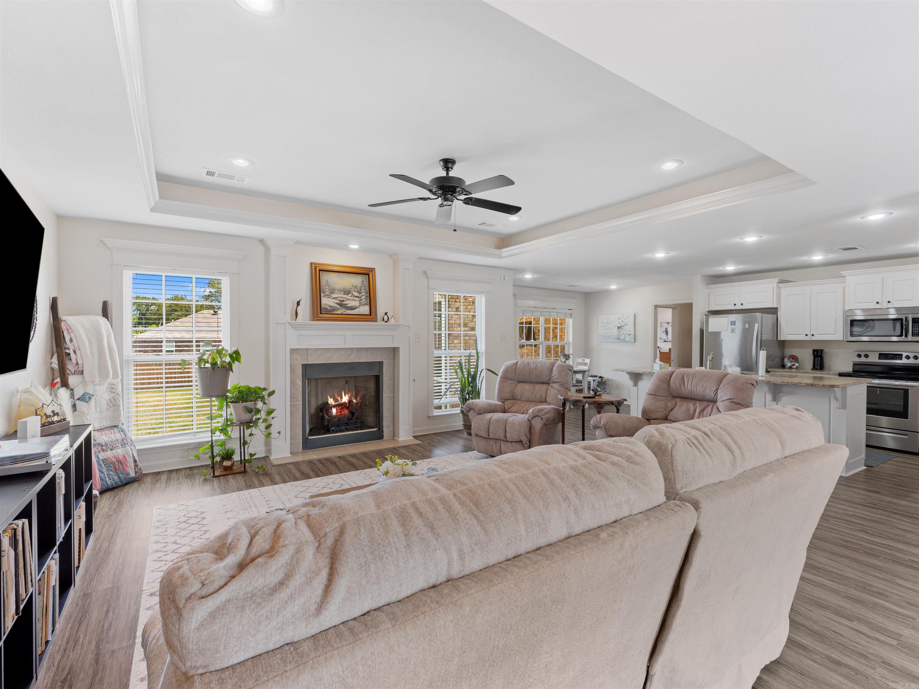 CEDAR CREEK - Residential