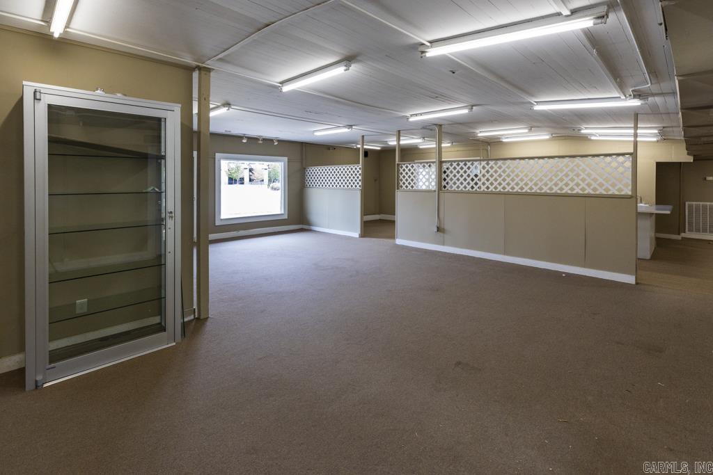 nil - Residential Lease