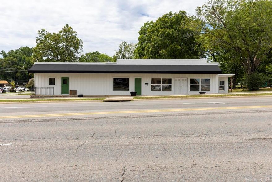 Owner is looking for a family friendly business to utilize this building.  There is a park on the backside of the building, and there are public restrooms on the back of building.  Business must be approved by owner before a lease will be done.  Building was built approximately 1940 or later.  The owner is unsure as to when the additions were added.