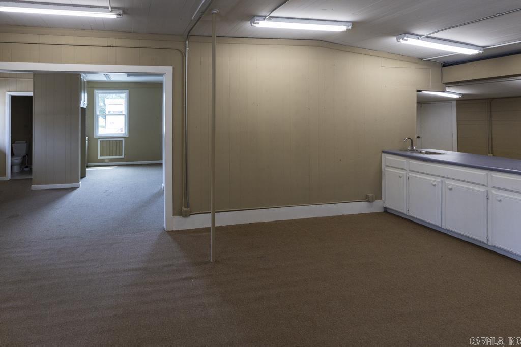 nil - Residential Lease