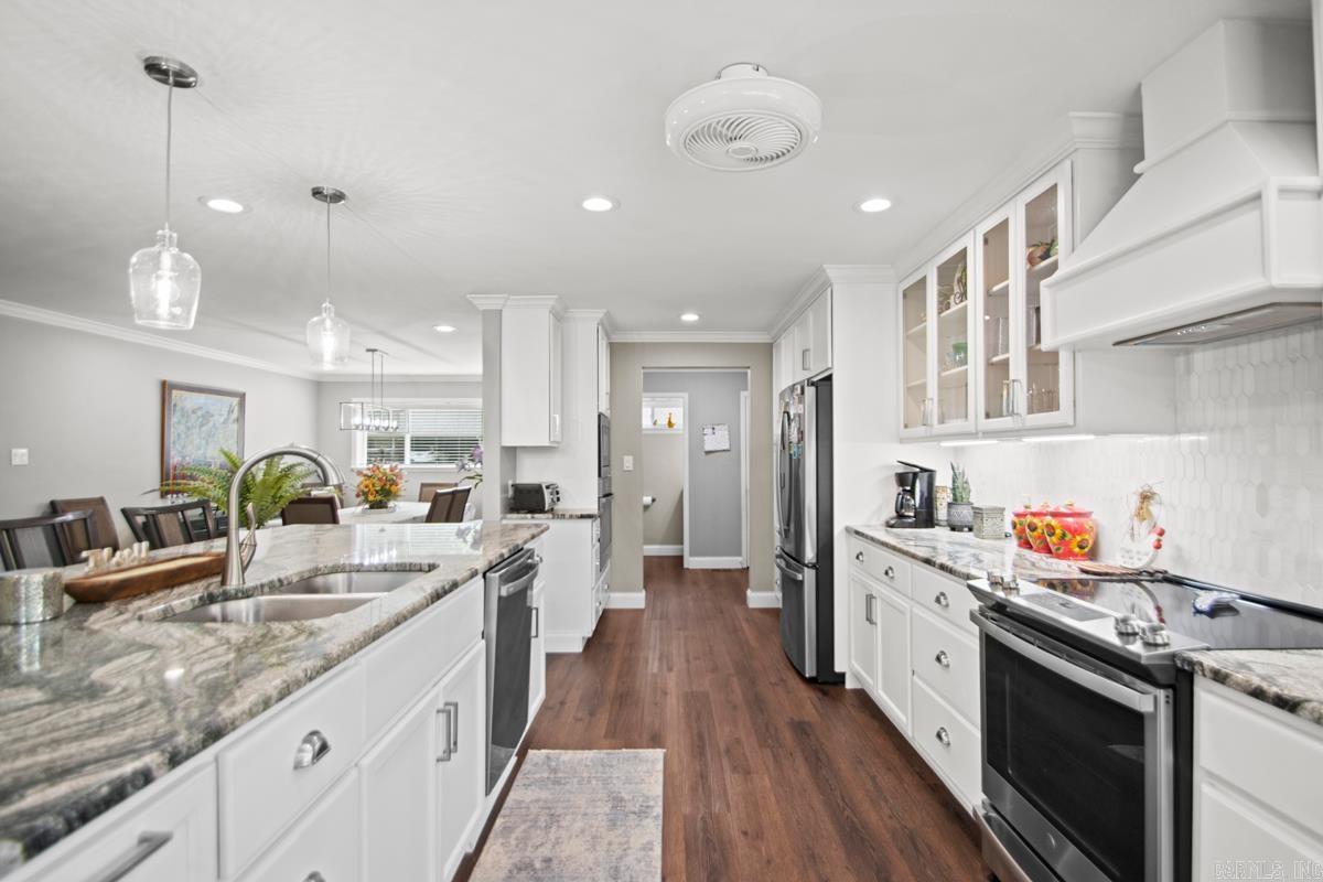 LAKEWOOD - Residential