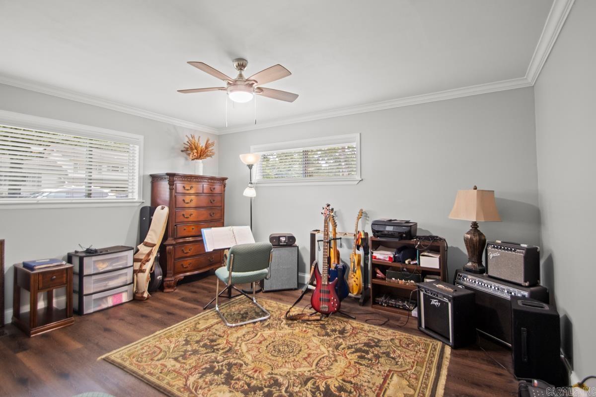 LAKEWOOD - Residential