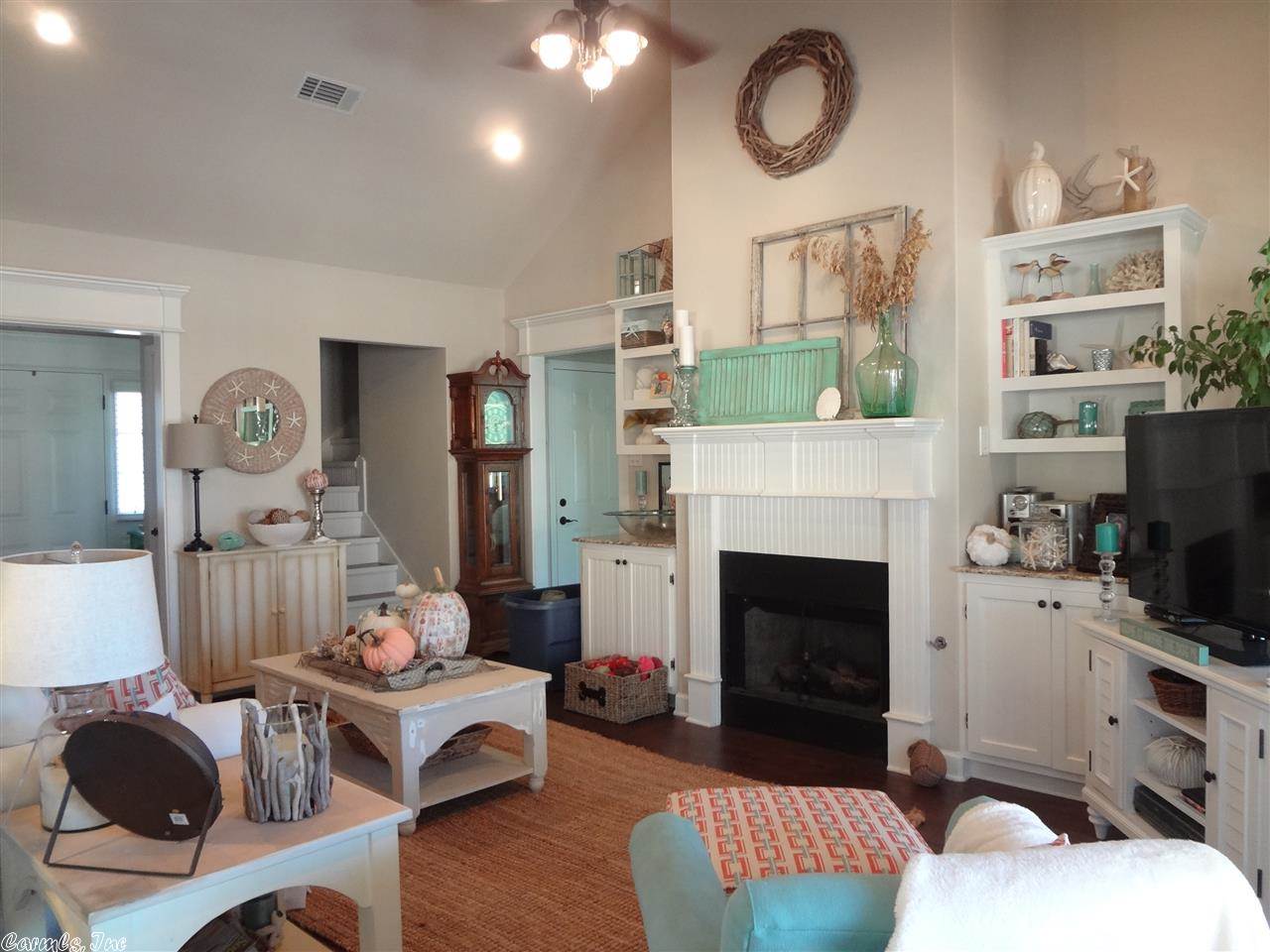 ASHTON ACRES - Residential