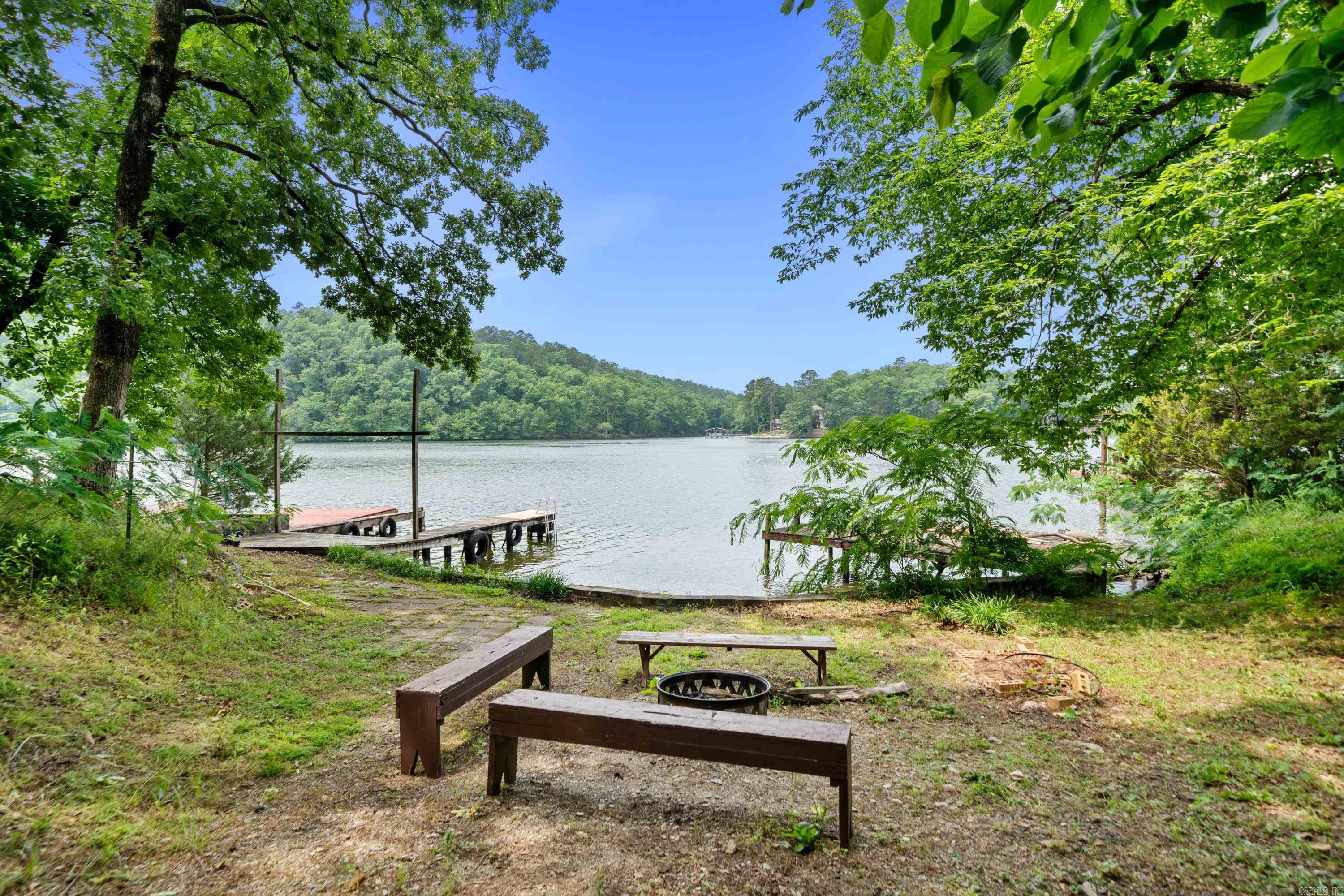 ARROWHEAD LAKE ESTATES - Residential