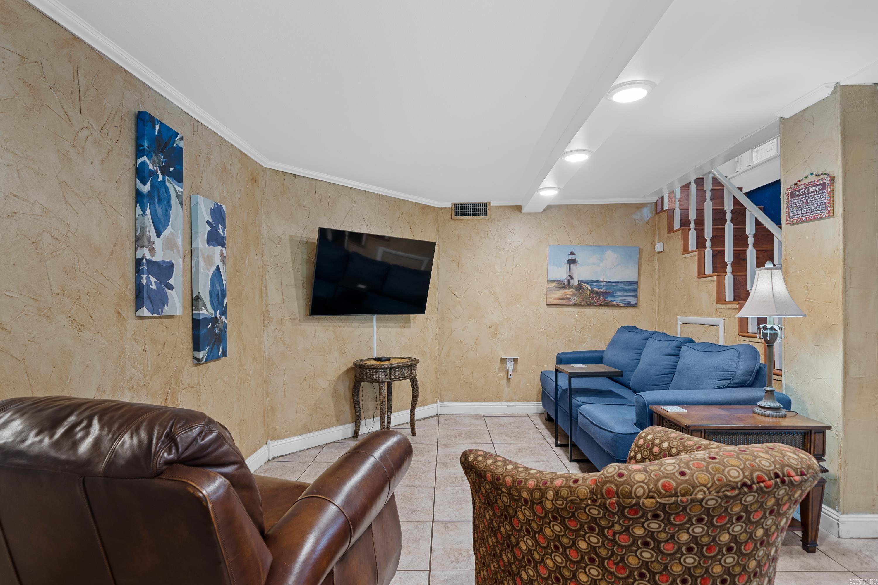 ARROWHEAD LAKE ESTATES - Residential