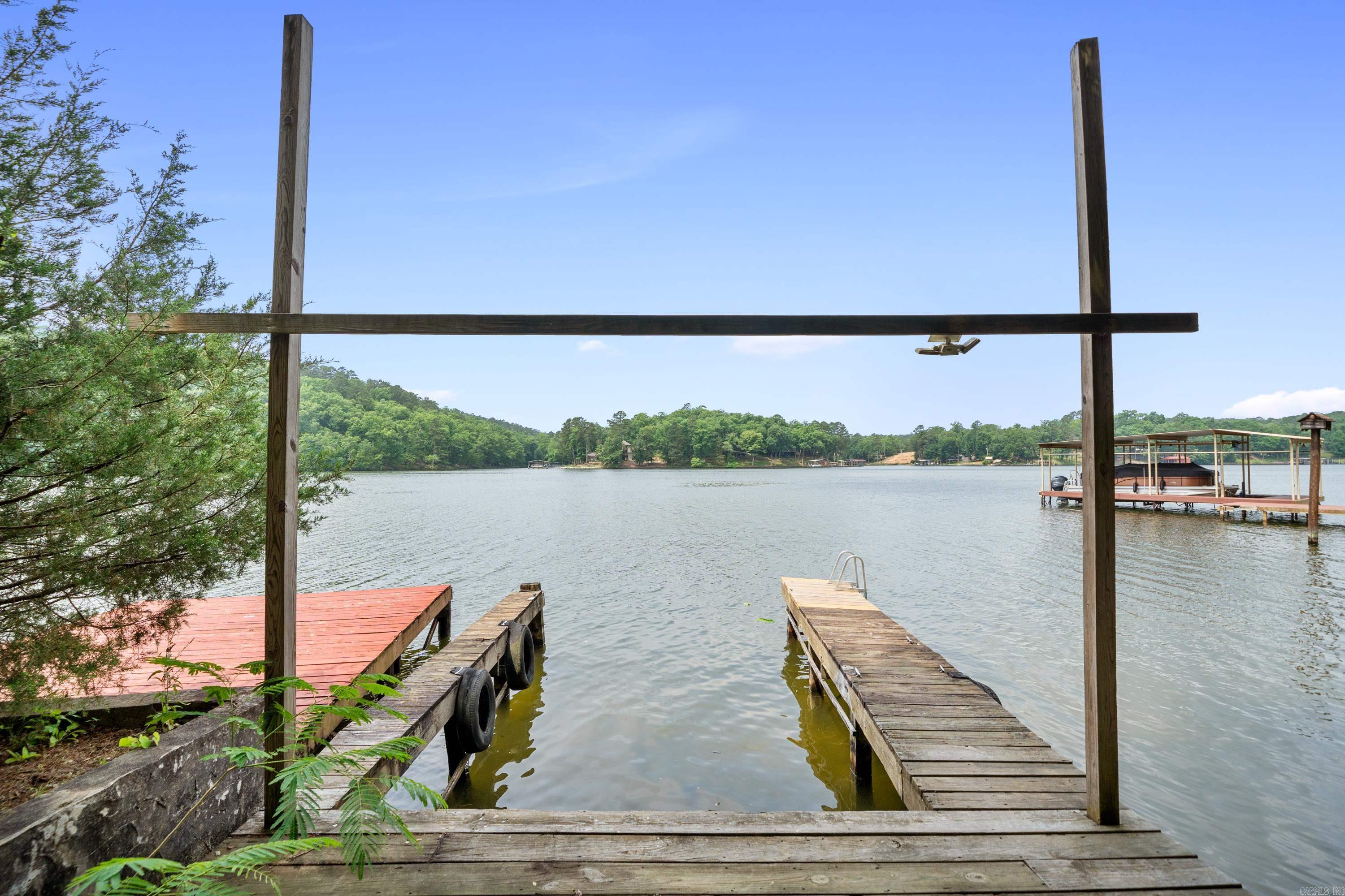 ARROWHEAD LAKE ESTATES - Residential