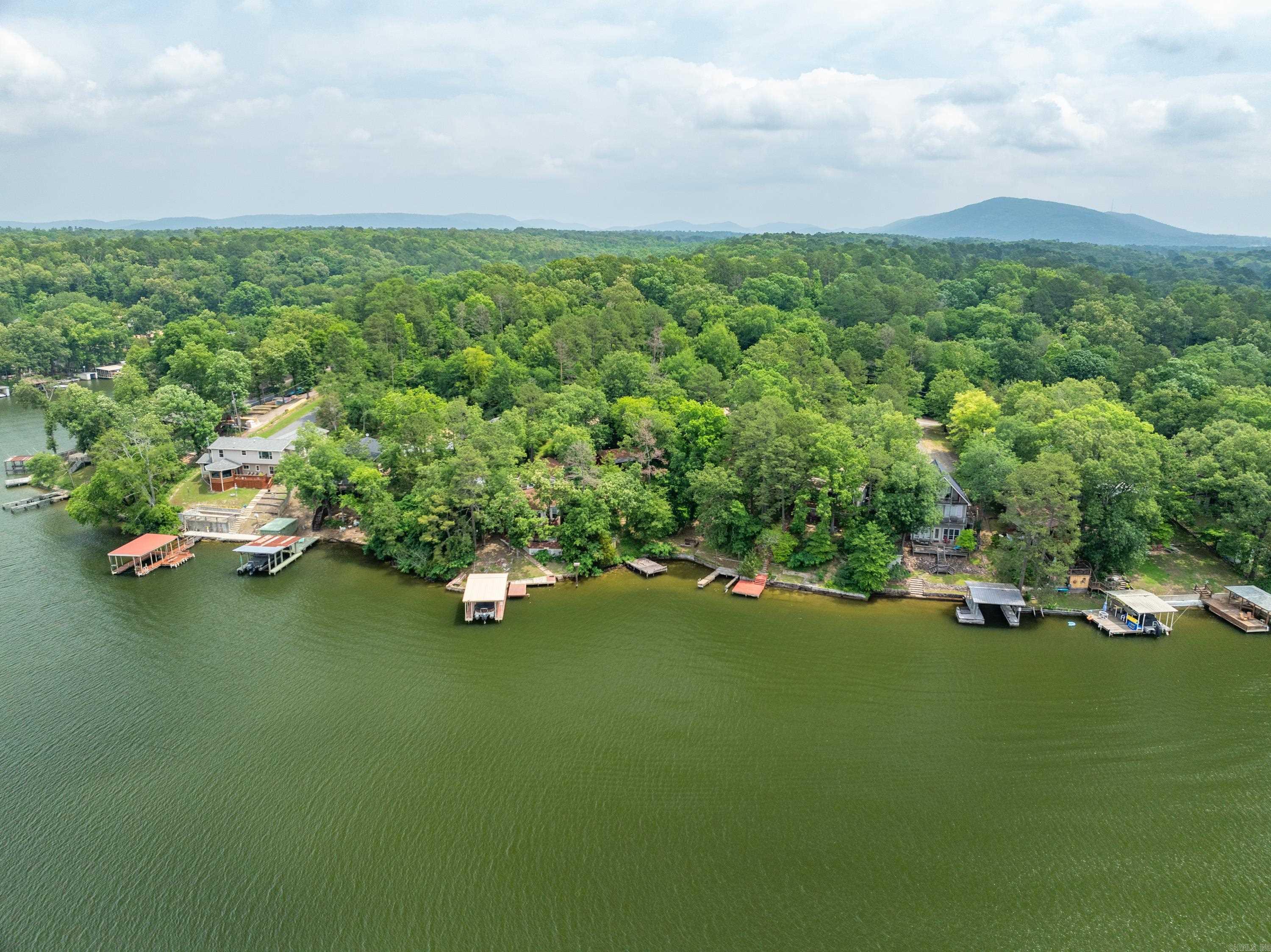 ARROWHEAD LAKE ESTATES - Residential