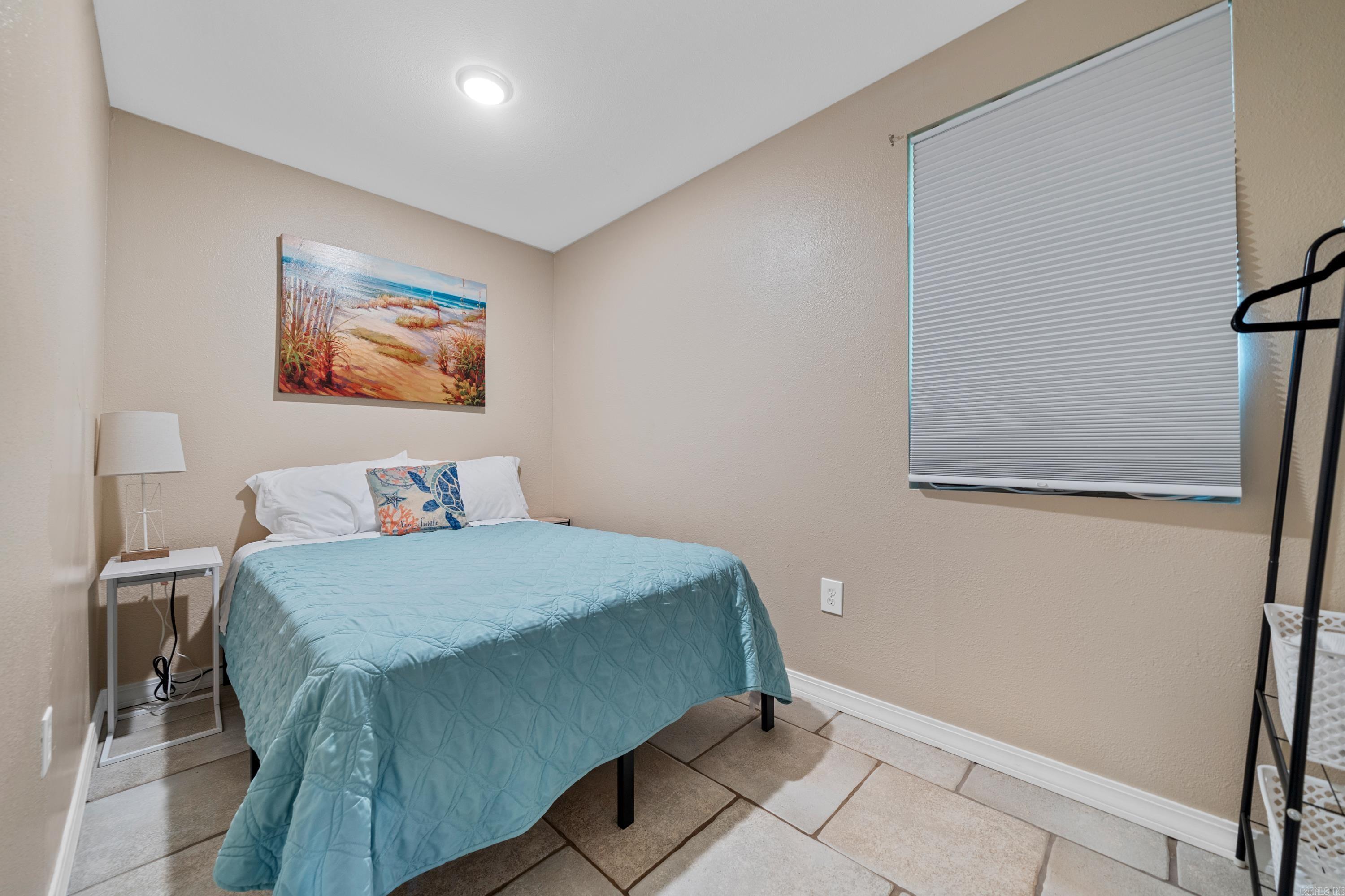 ARROWHEAD LAKE ESTATES - Residential