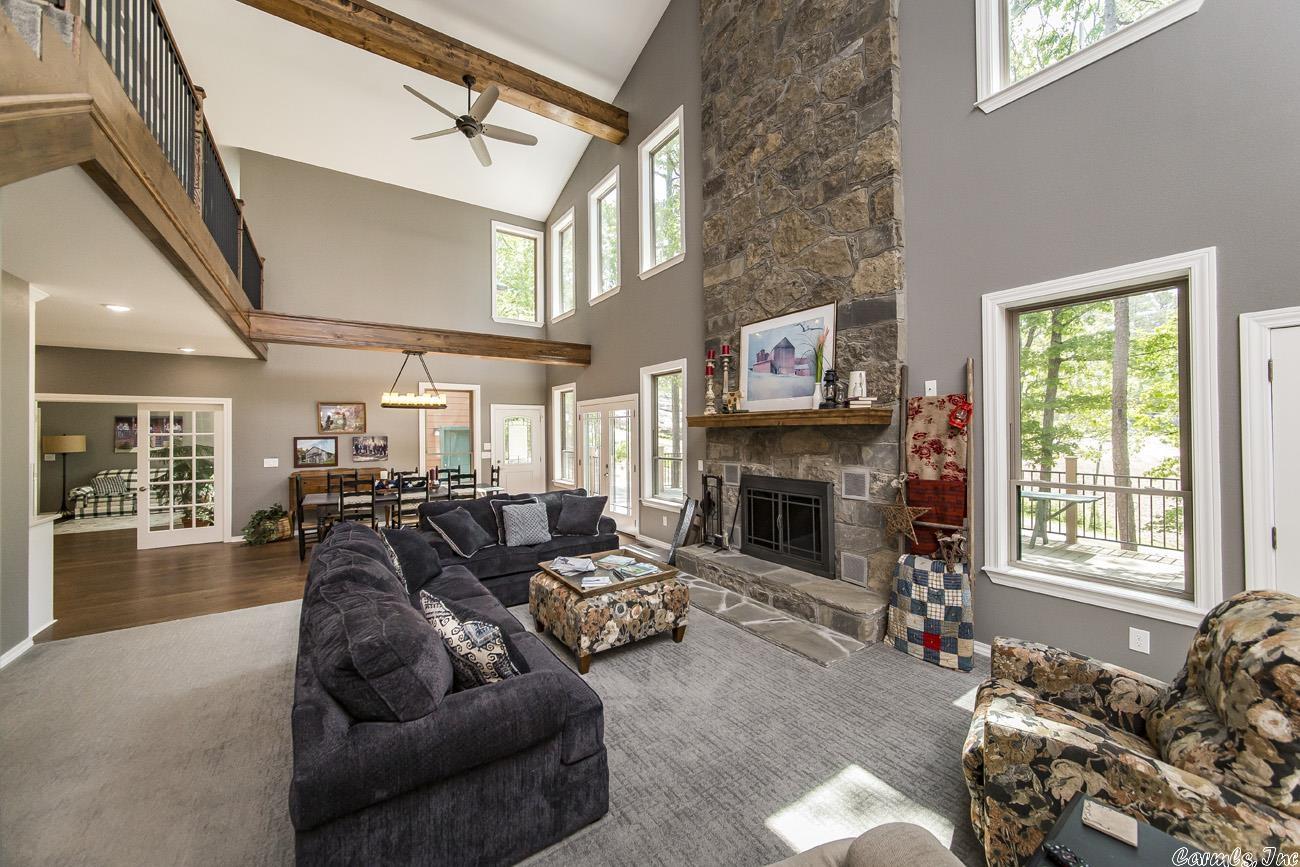 INDIAN HILLS - Residential