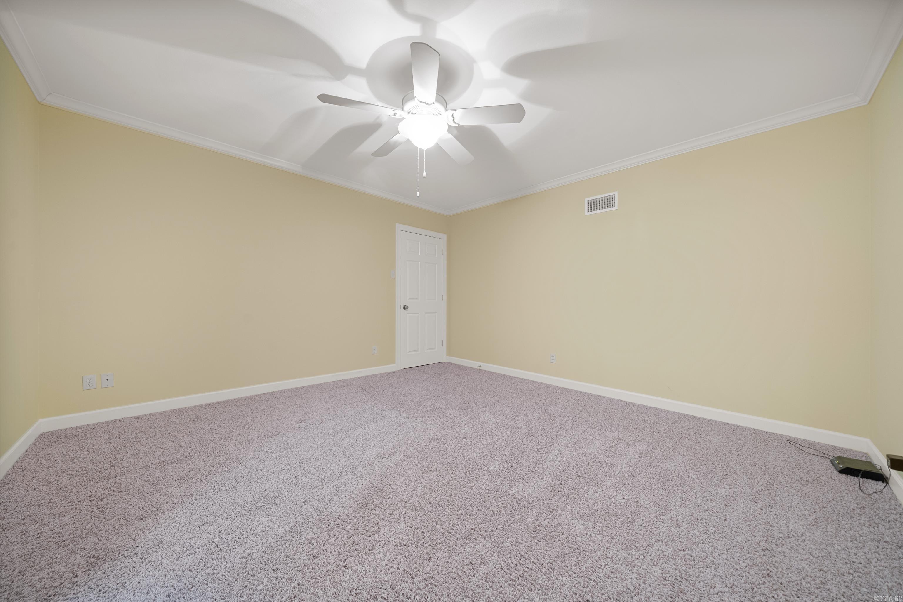 LAKE FOREST SHORES - Residential