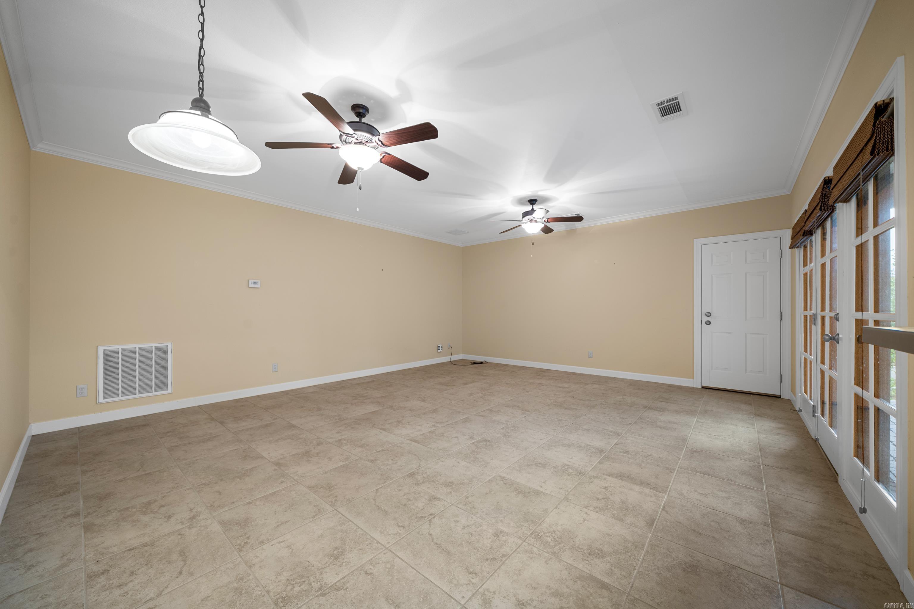 LAKE FOREST SHORES - Residential