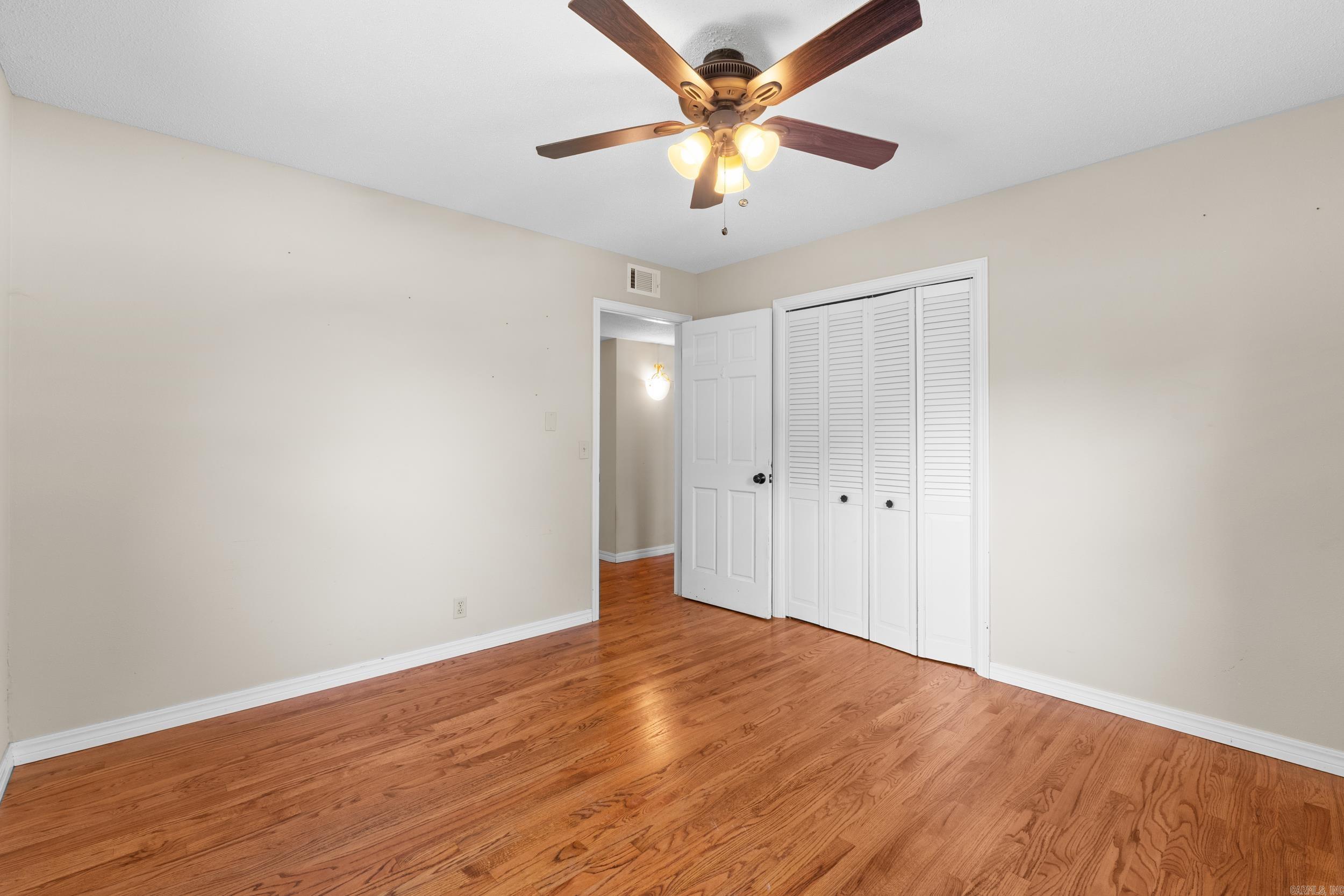 HIGH CHAPERAL - Residential