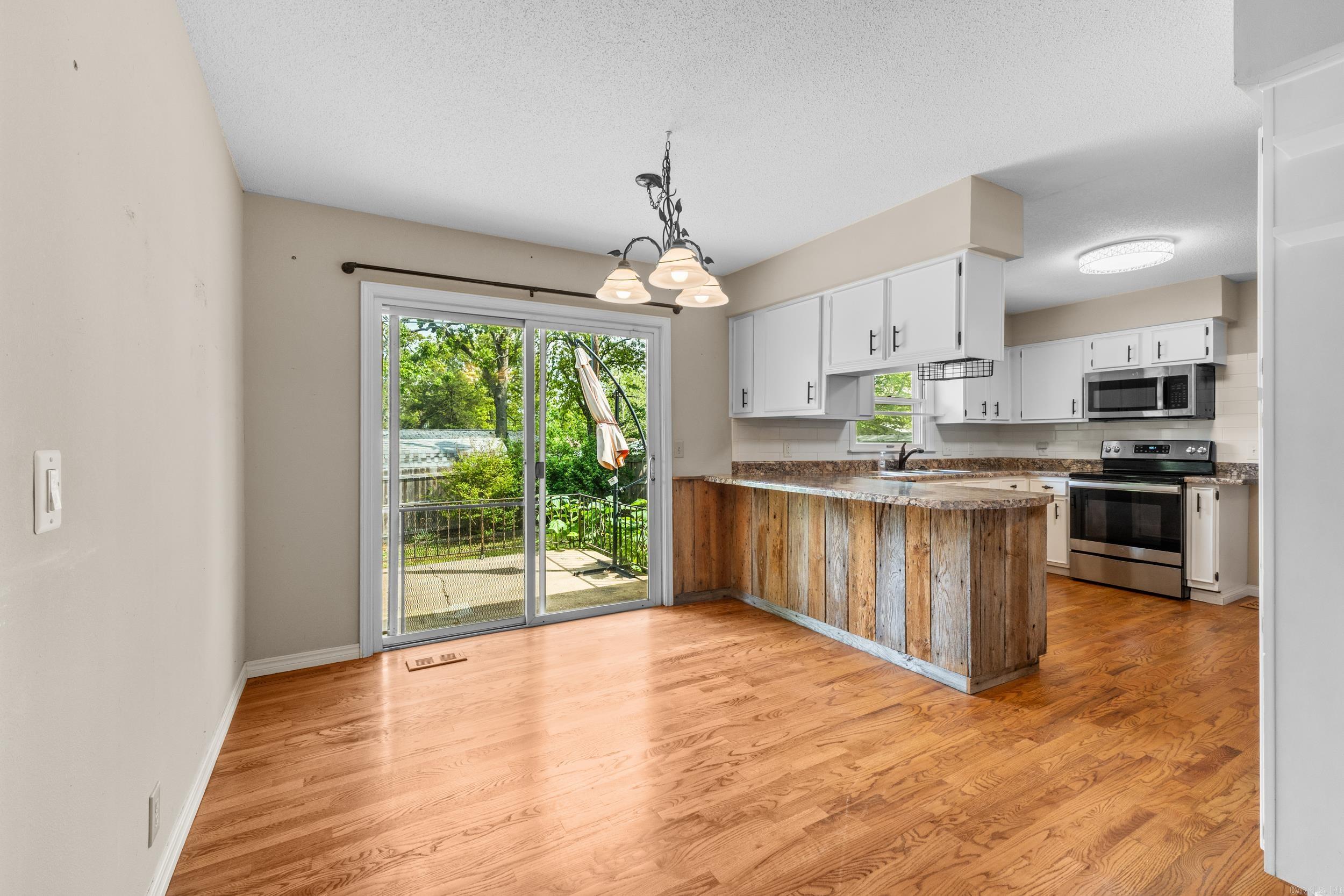 HIGH CHAPERAL - Residential