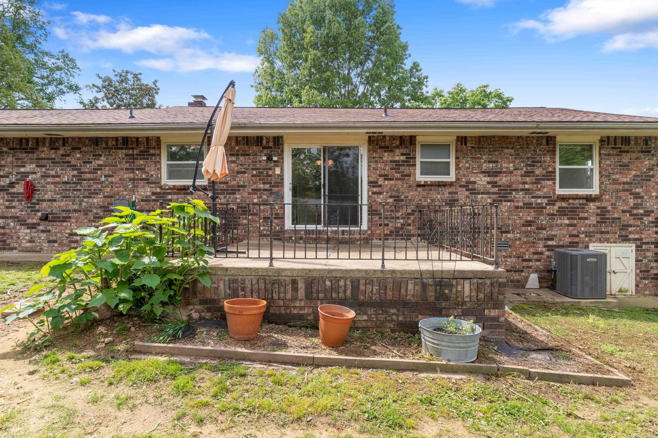 HIGH CHAPERAL - Residential