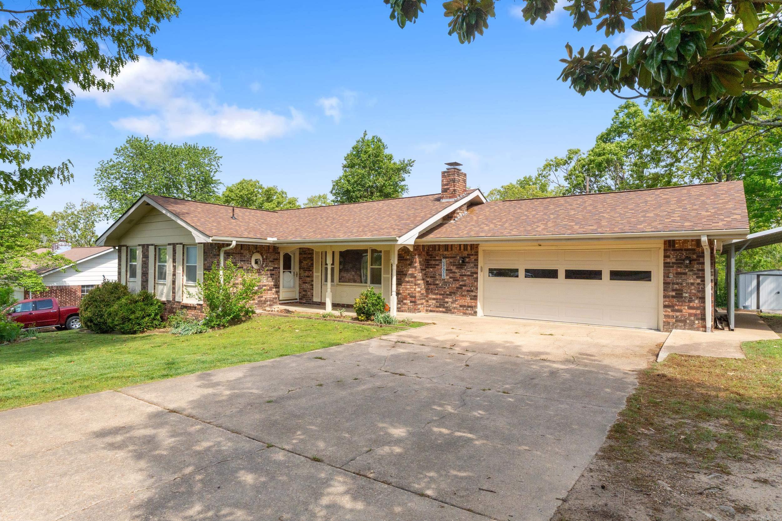 HIGH CHAPERAL - Residential