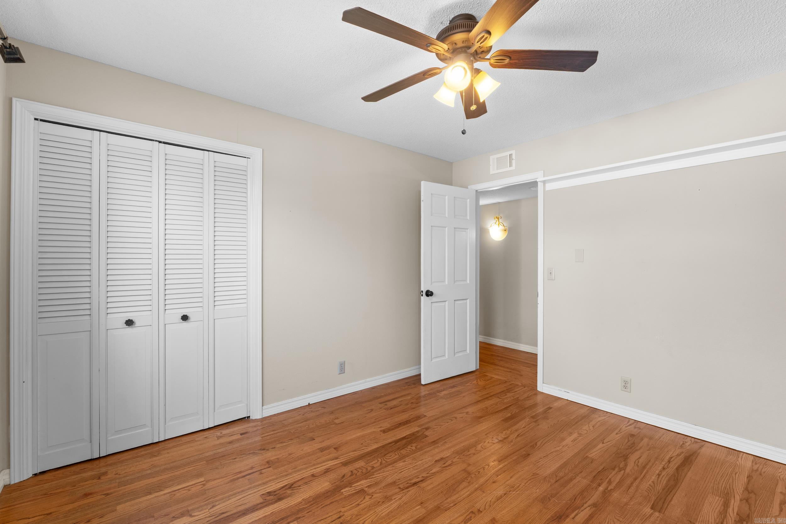 HIGH CHAPERAL - Residential