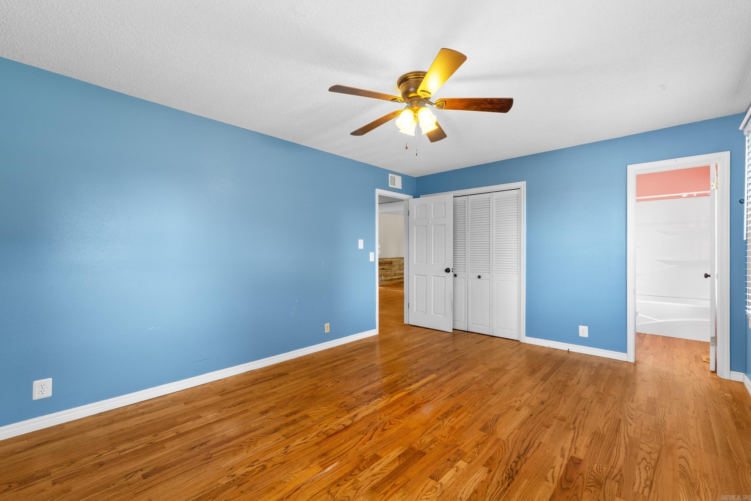 HIGH CHAPERAL - Residential