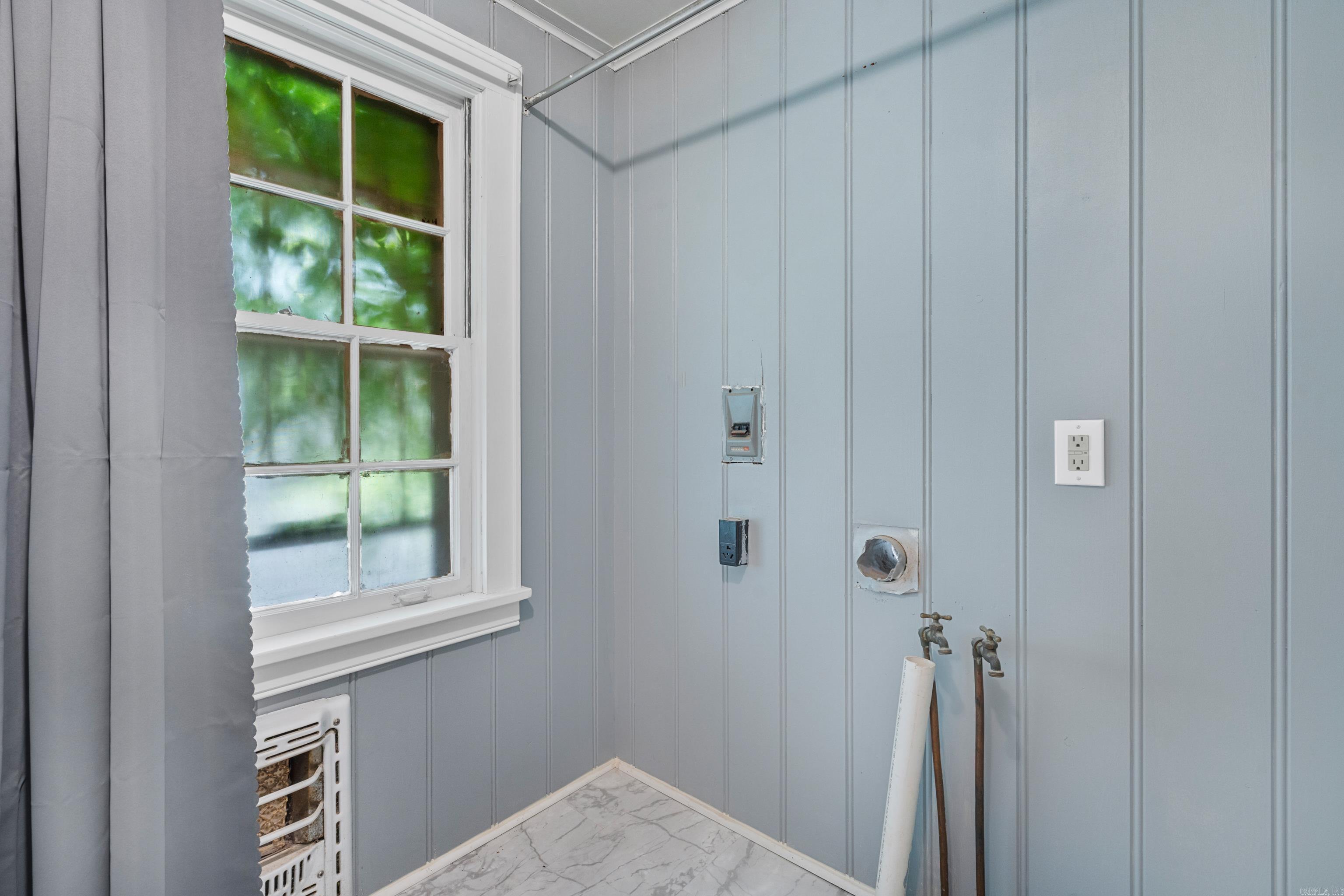 BAYLES ADDITION - Residential